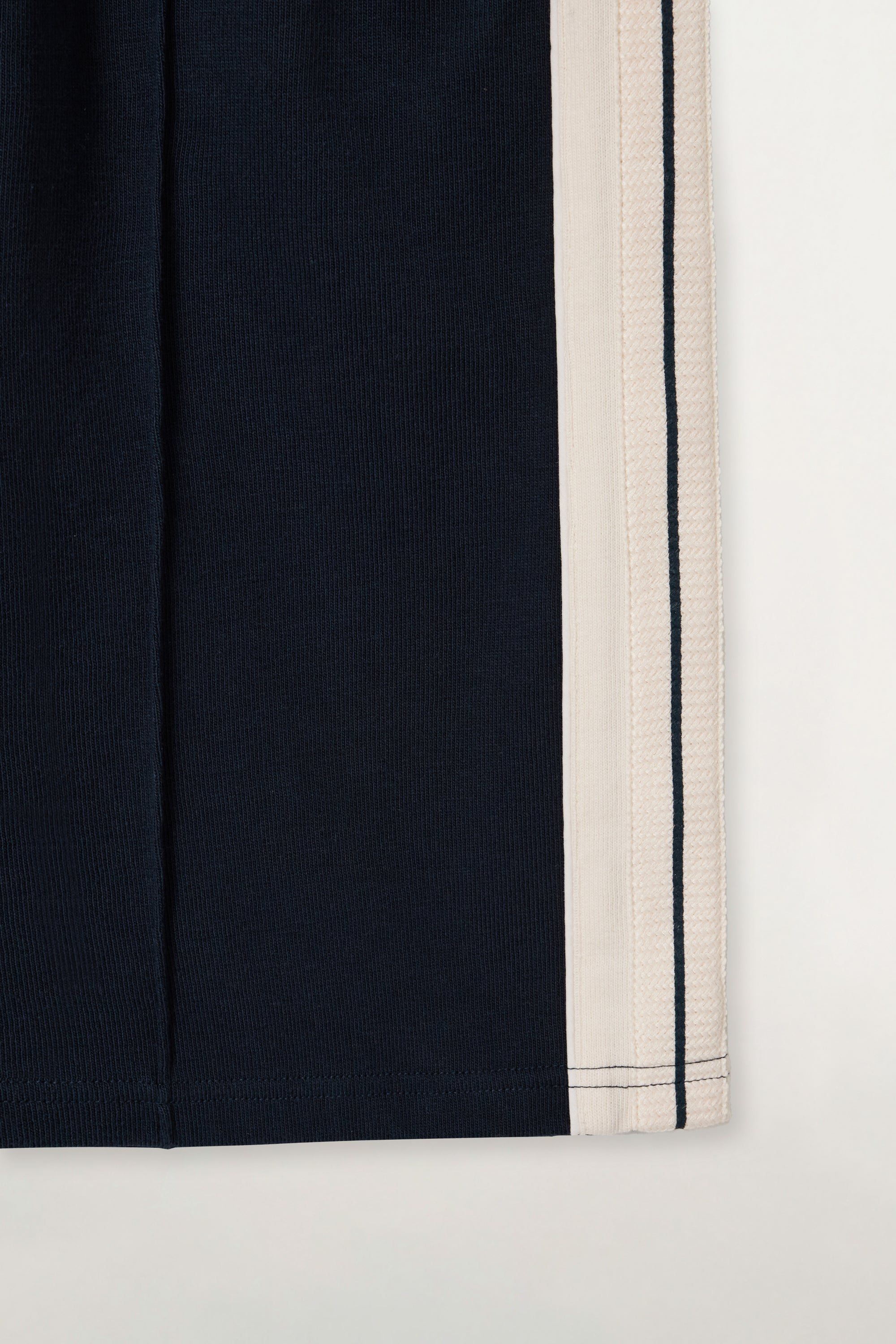 (M) Lawton Lining Shorts Navy