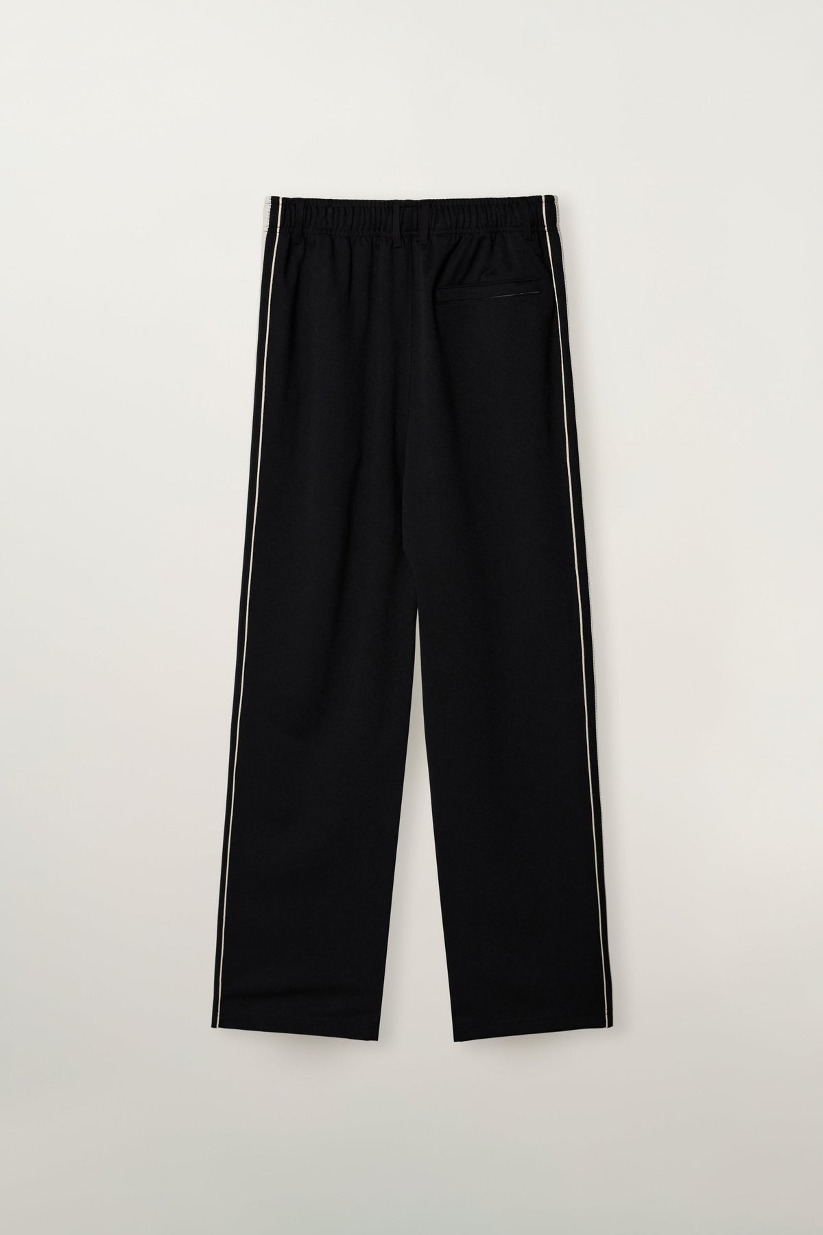 (M) Essential Lawton Pants Black