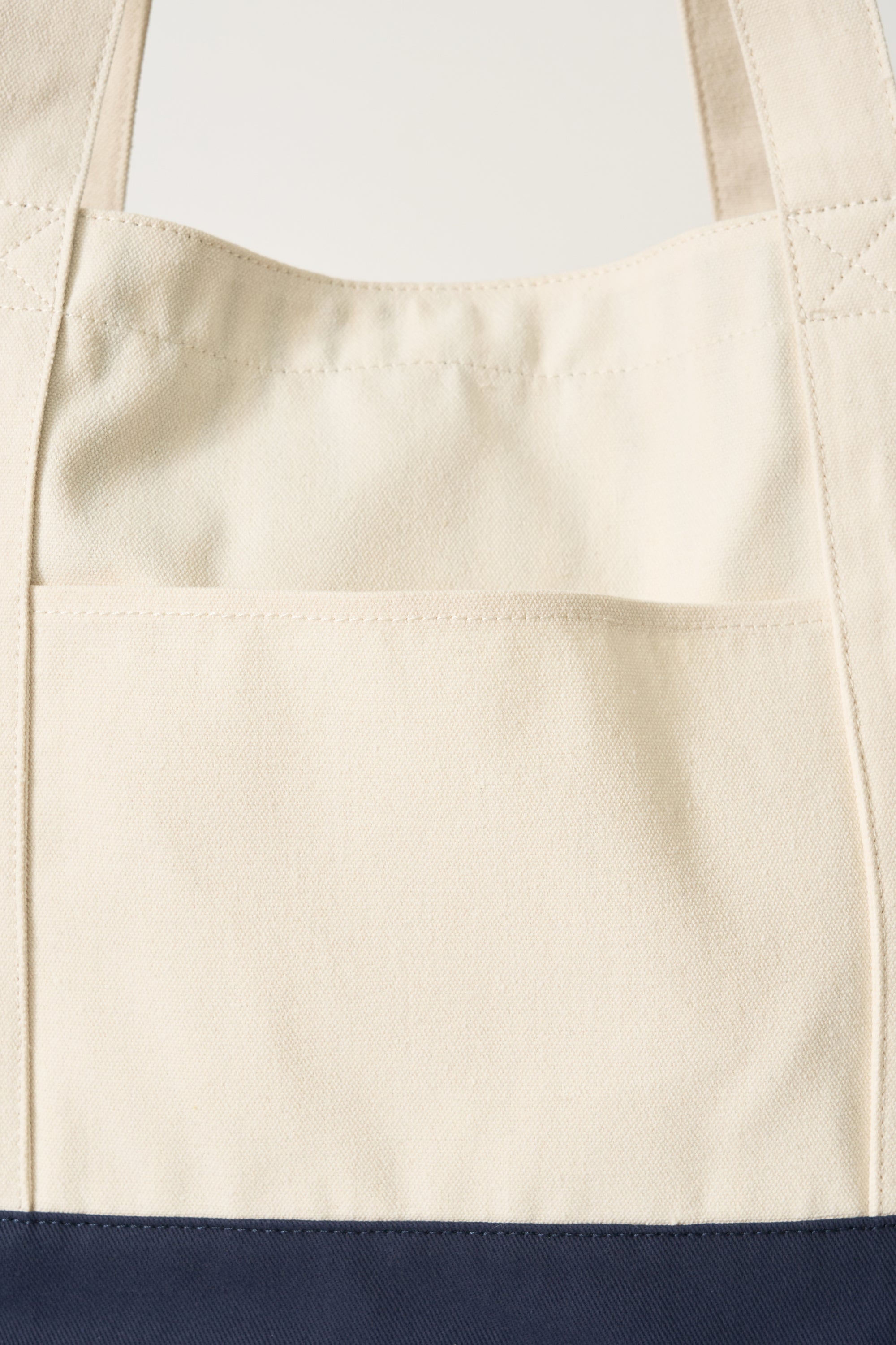 (U) Cl Reversible Shoulder Bag Navy