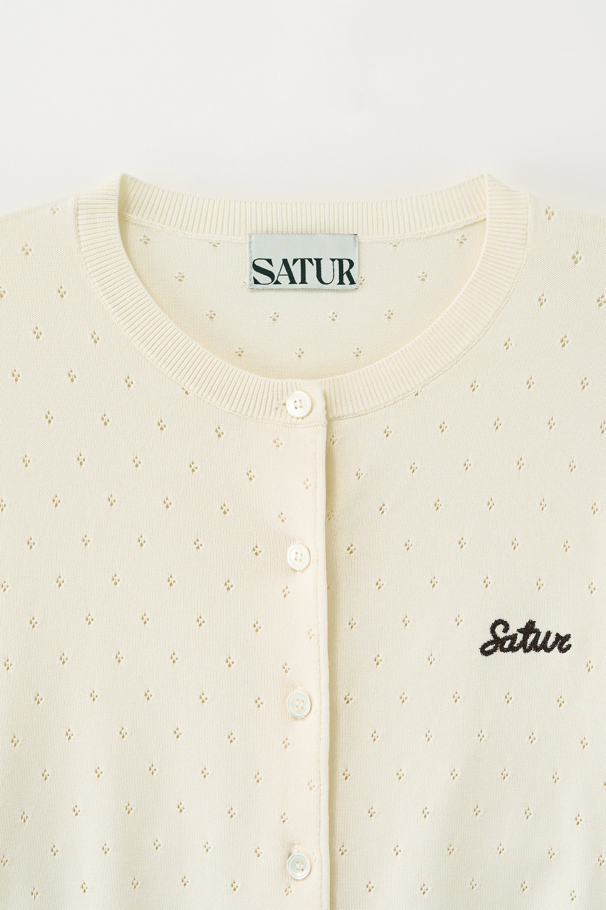 (W) Pointel Crew Neck Cardigan Cream