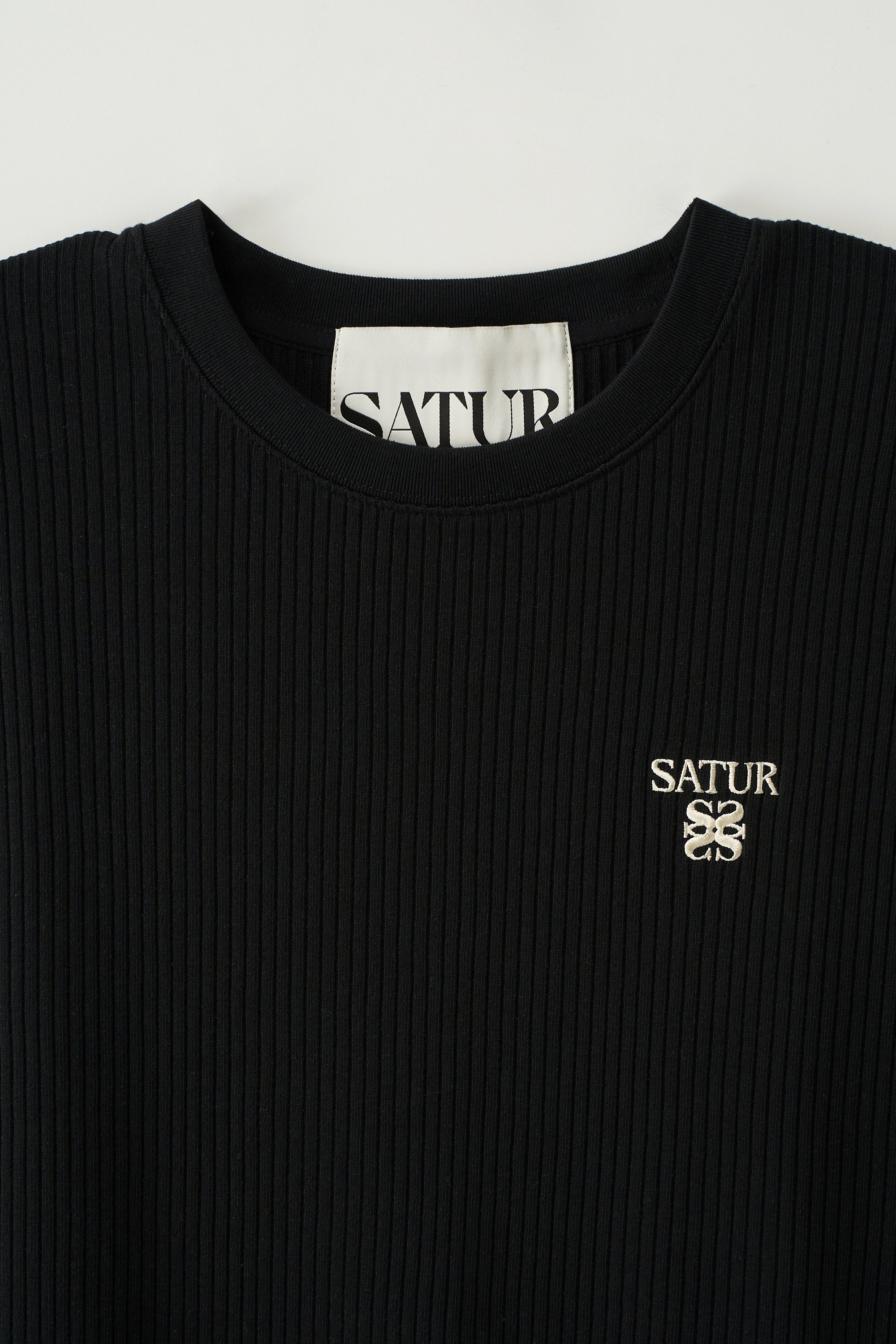 (M) Crew Neck Sleeveless Black