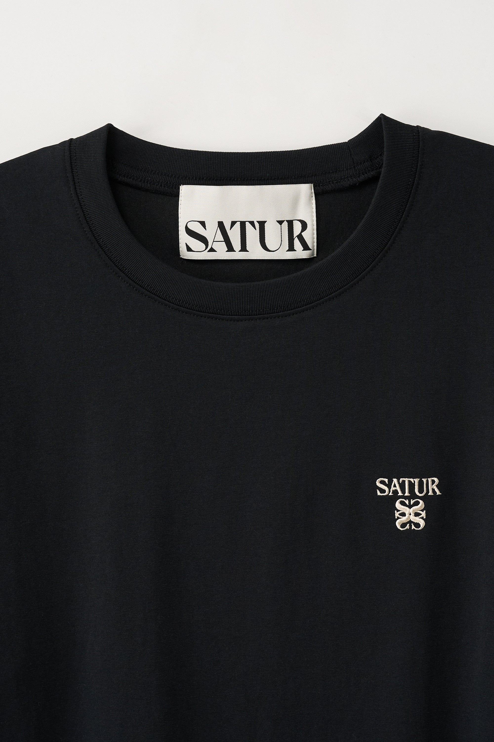 (U) Loren Classic Logo Tshirt Black