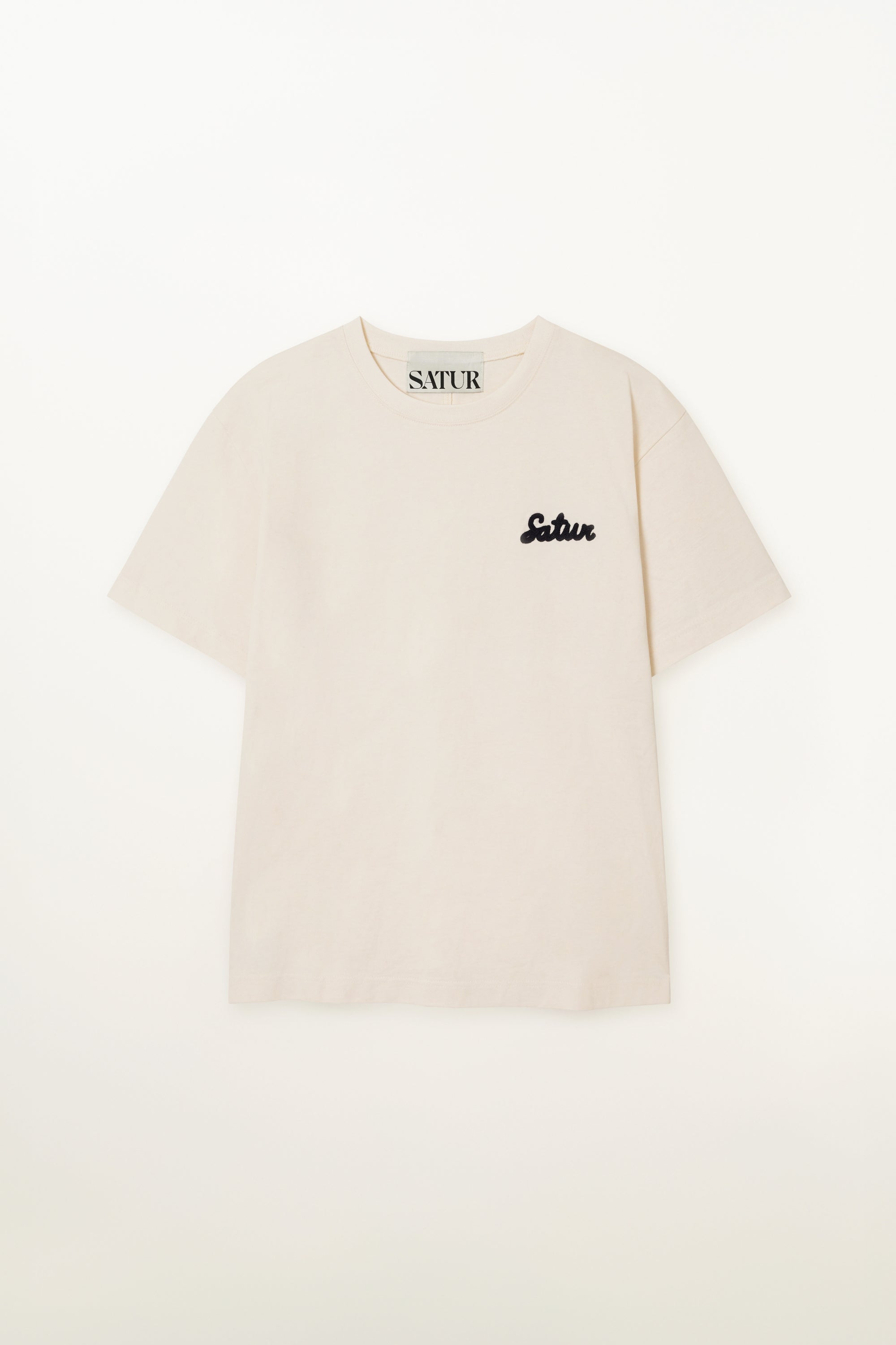 (U) Satur Font Small Logo Tee Cream