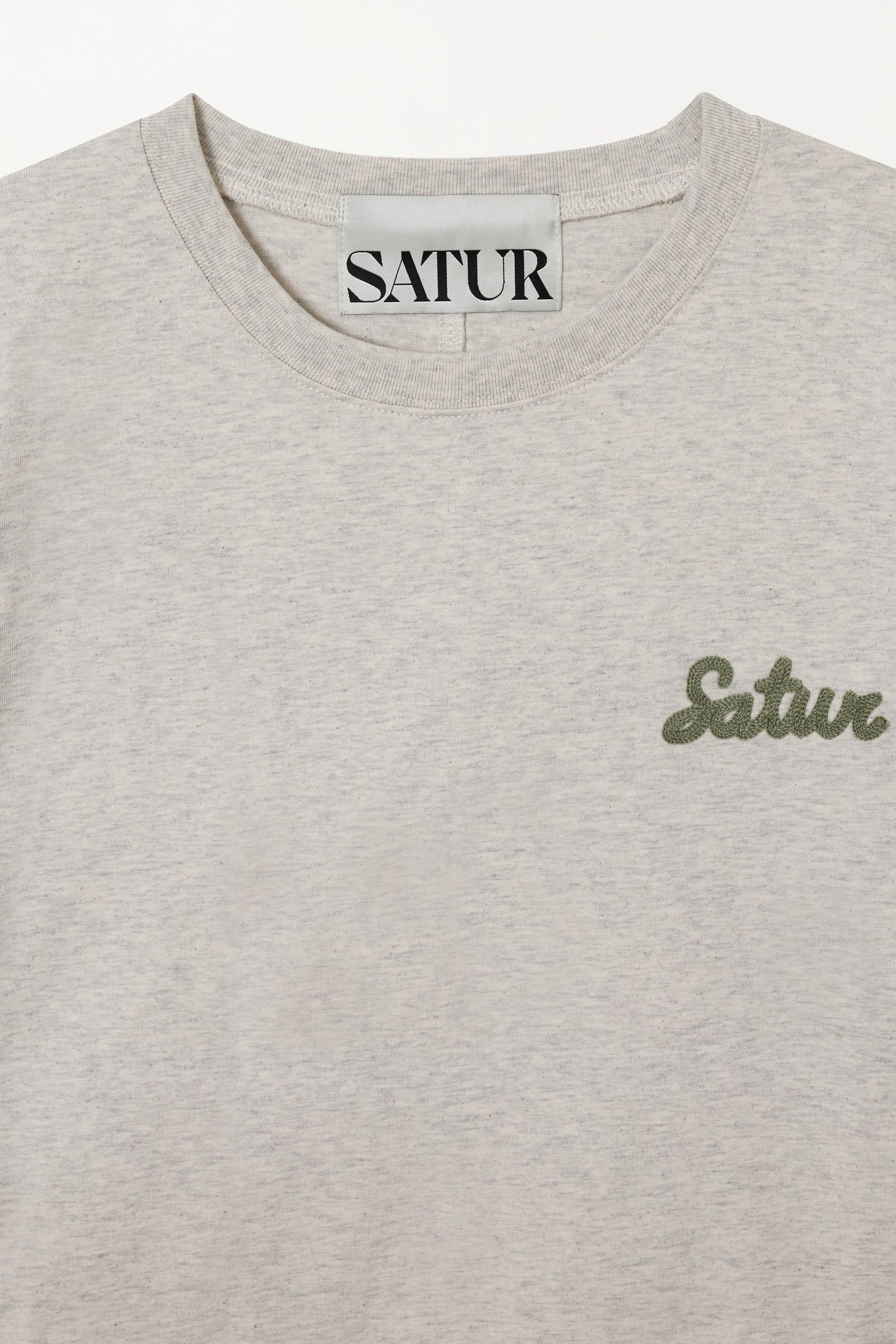 (U) Satur Font Small Logo Tee Oatmeal
