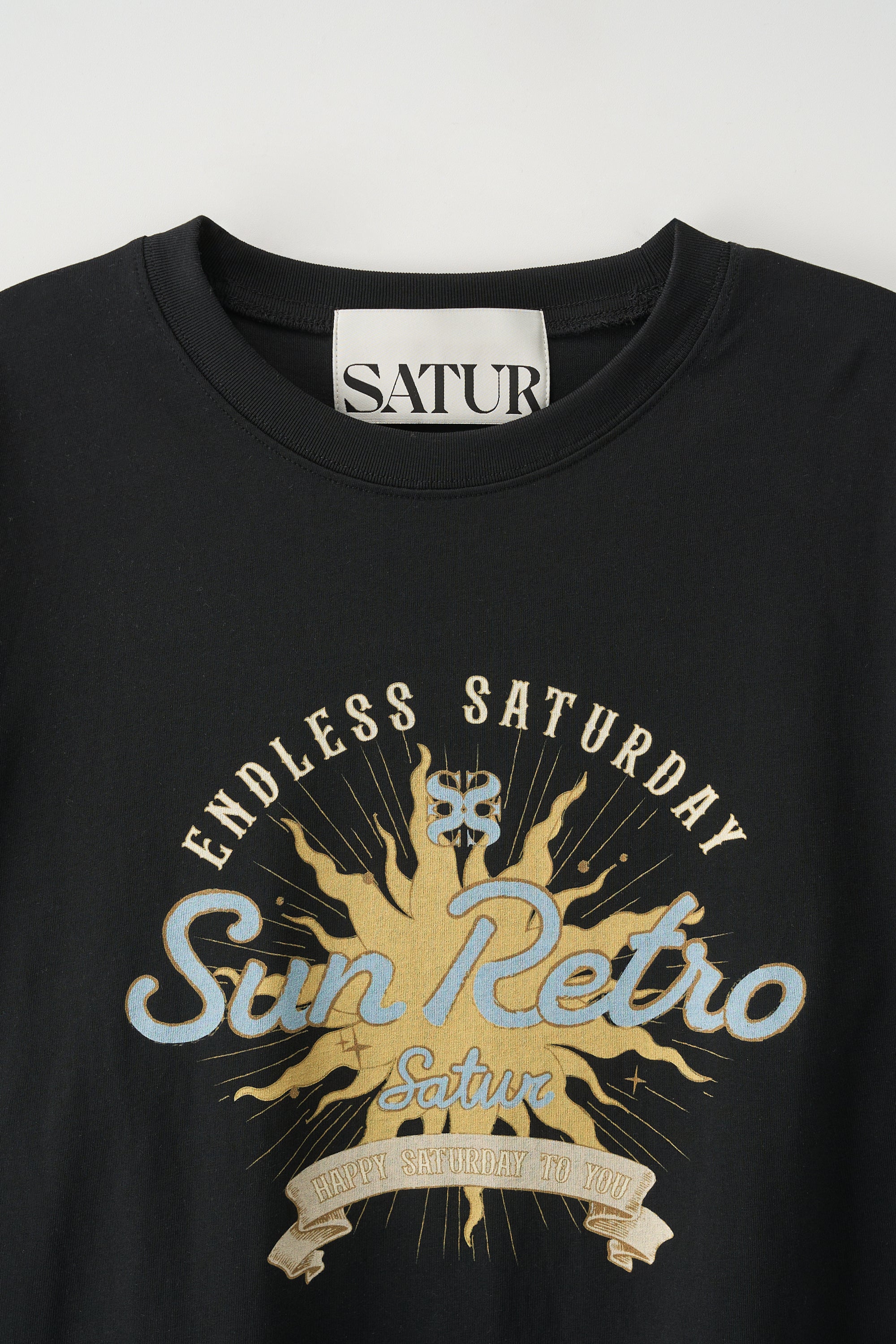 (U) New Sun Retro Half Tshirt Black