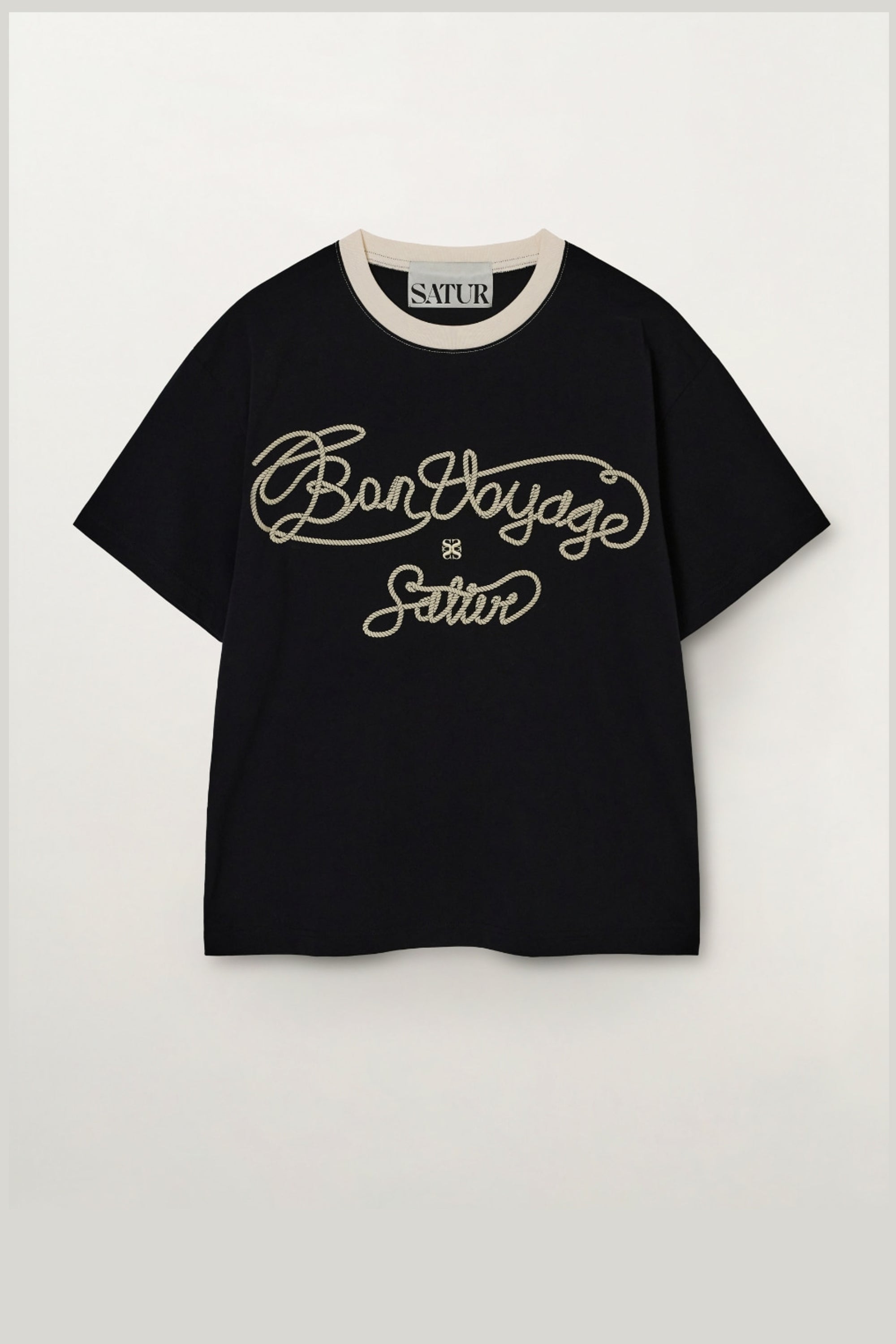 (U) Neck Point Bonvoyage Tee Black