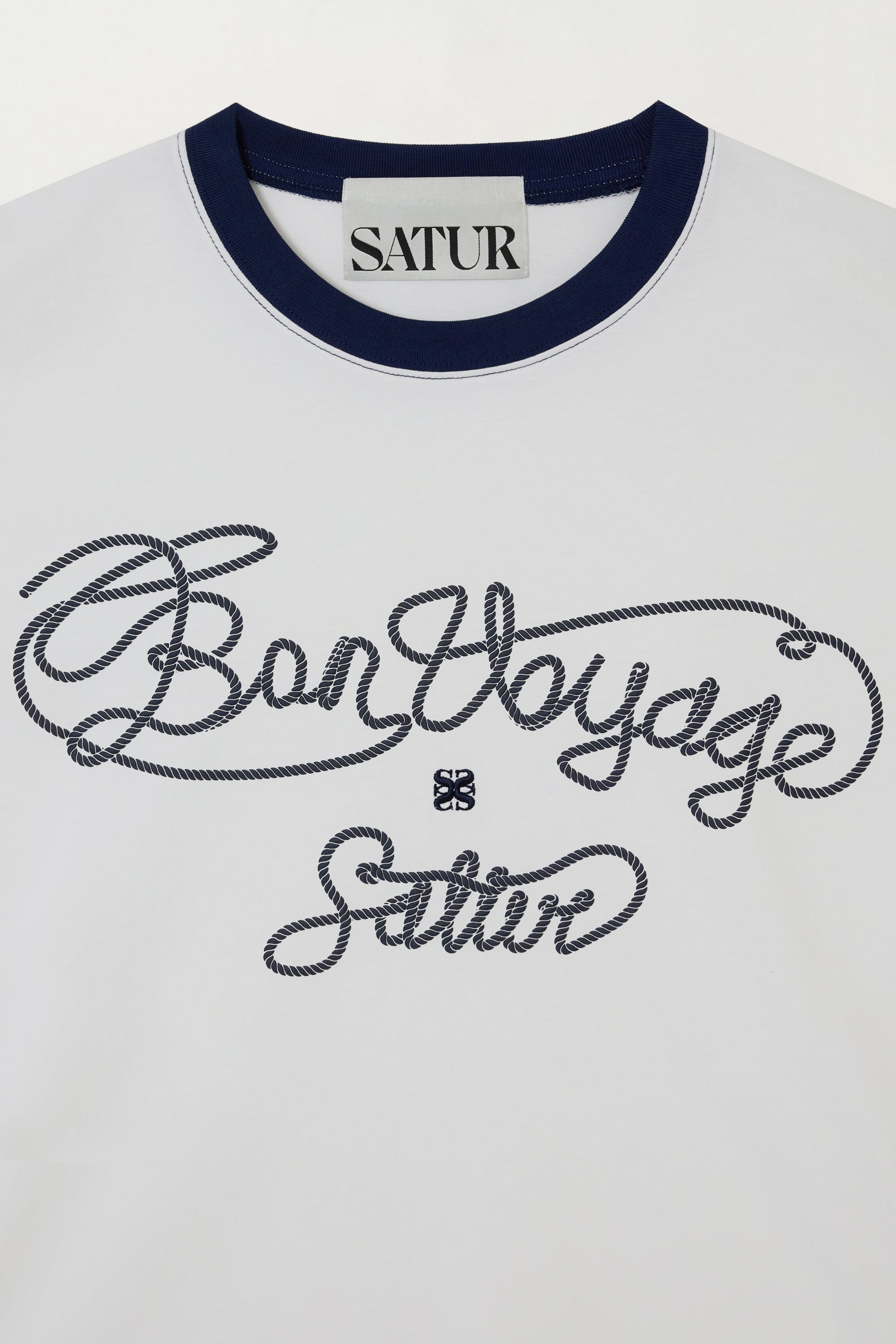 (U) Neck Point Bonvoyage Tee White