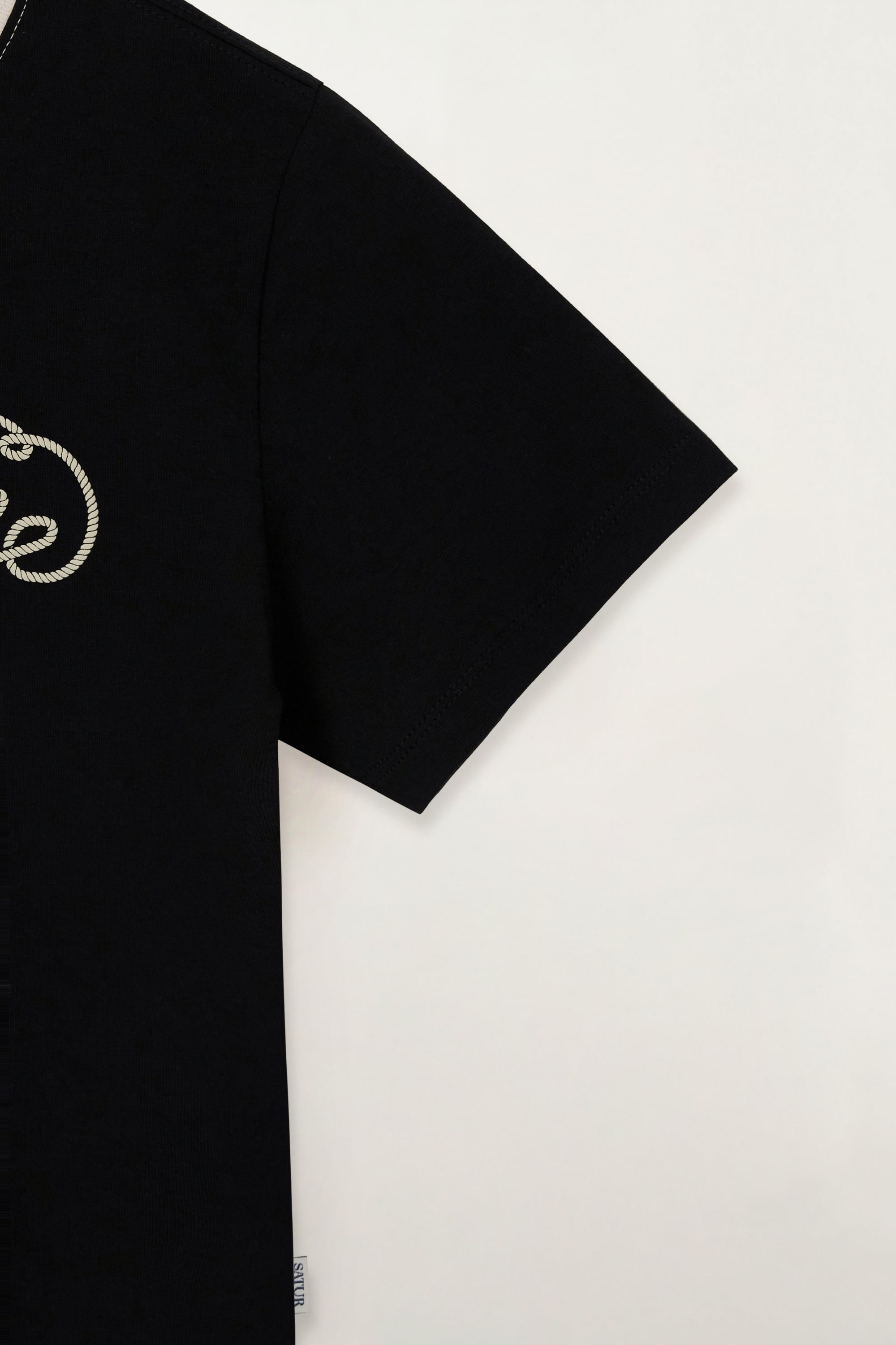 (W) Bon Voyage Graphic Tshirt Black