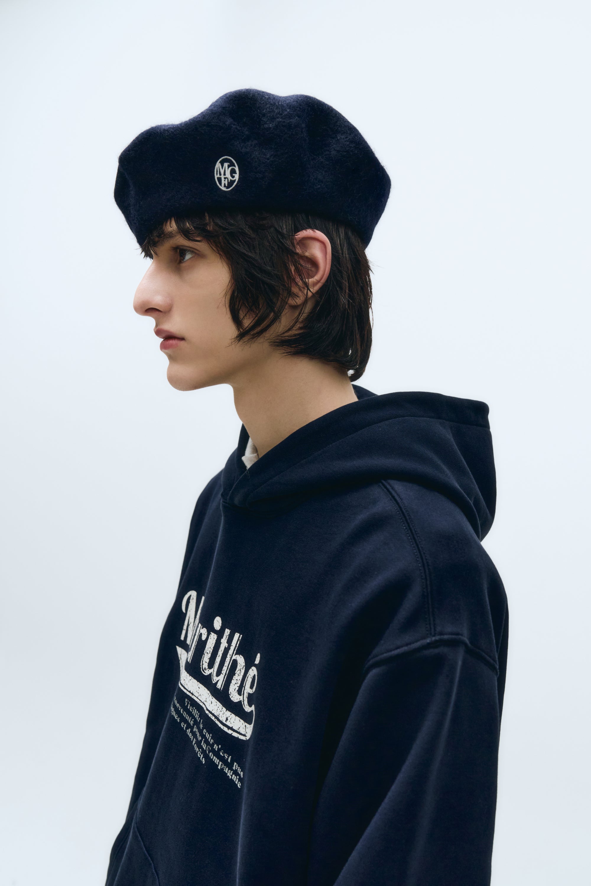 Circle Logo Embroidery Wool Beret Navy