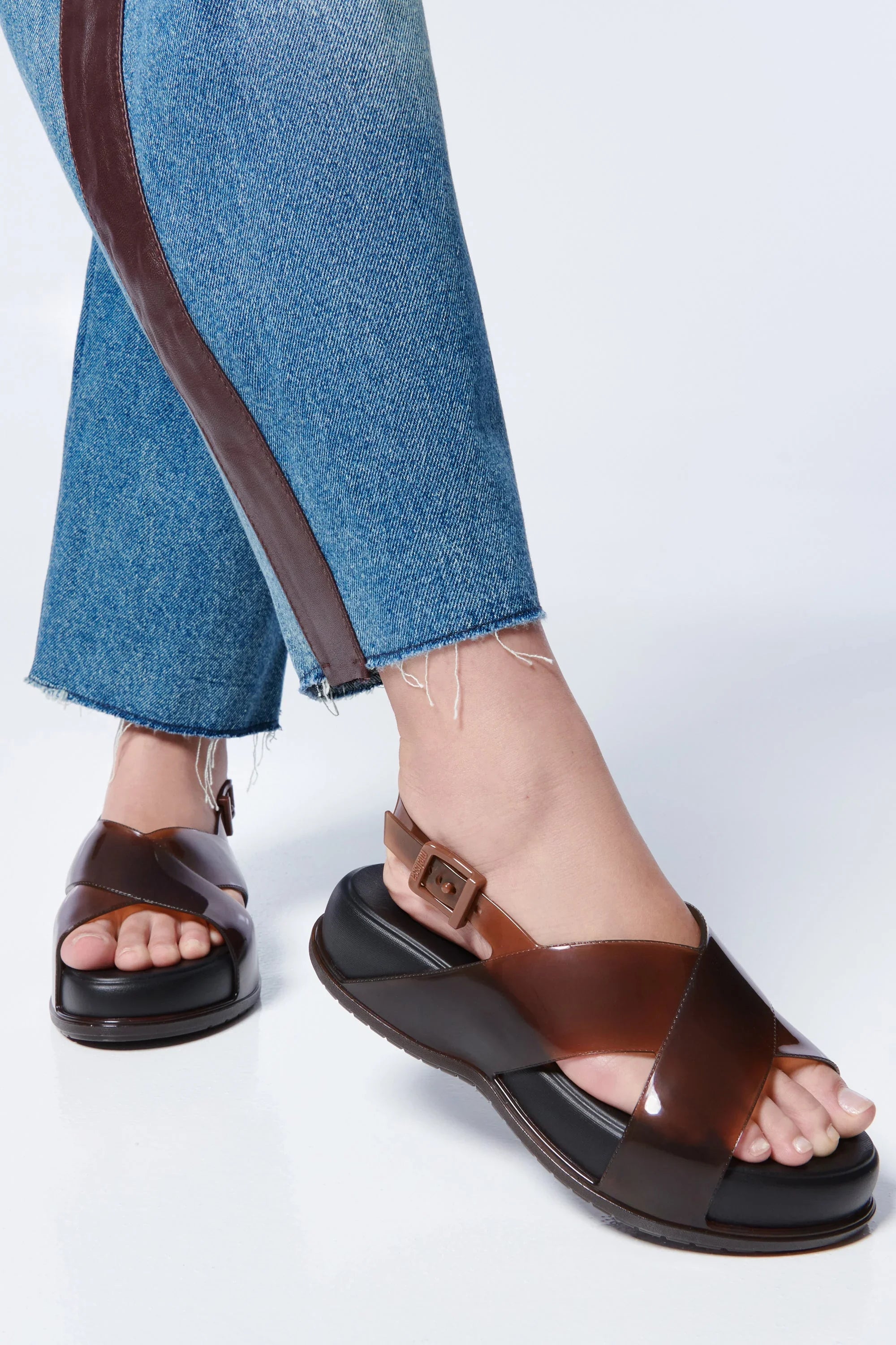 Melissa Mare Platform Ad