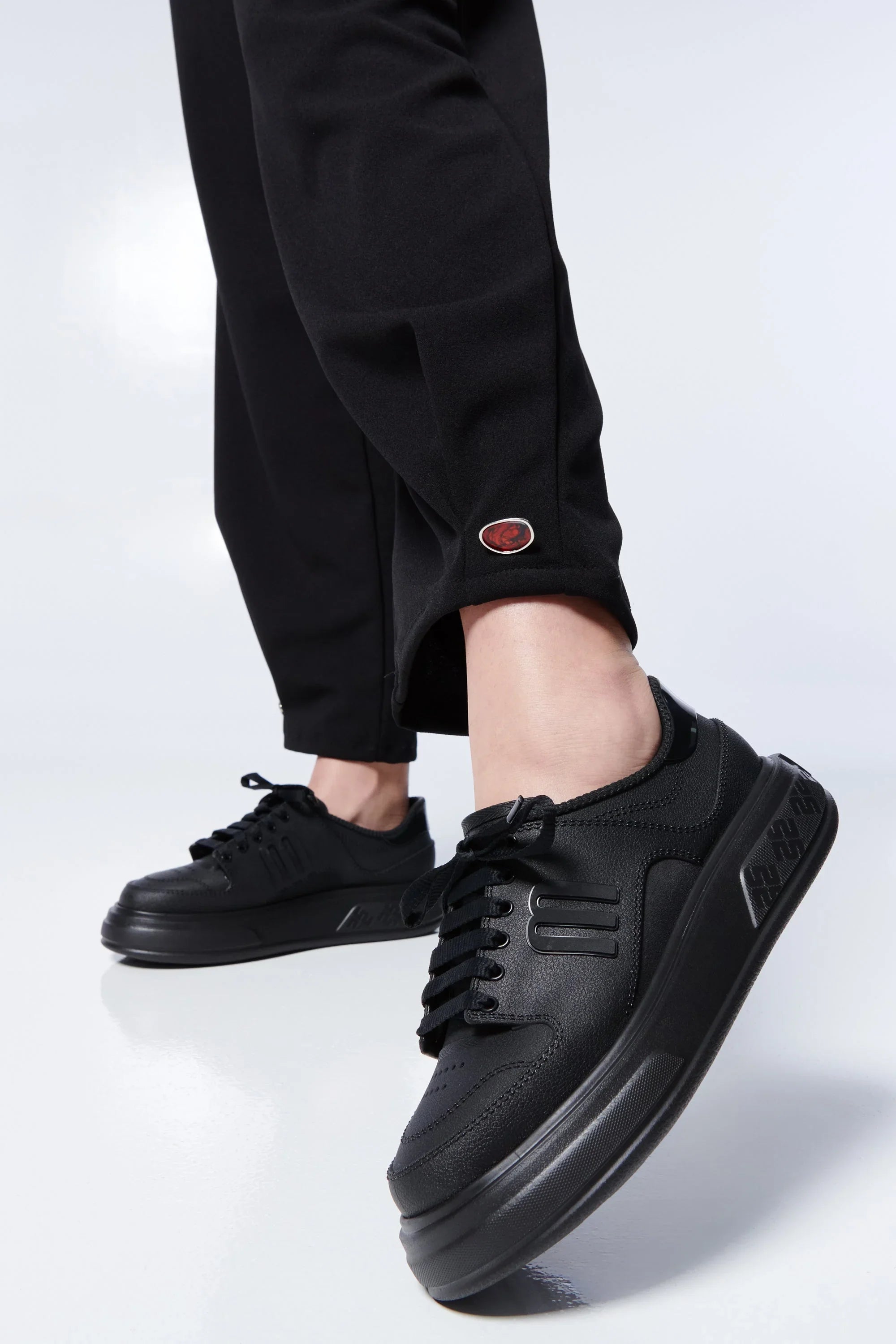 Melissa Bold Sneaker Ad
