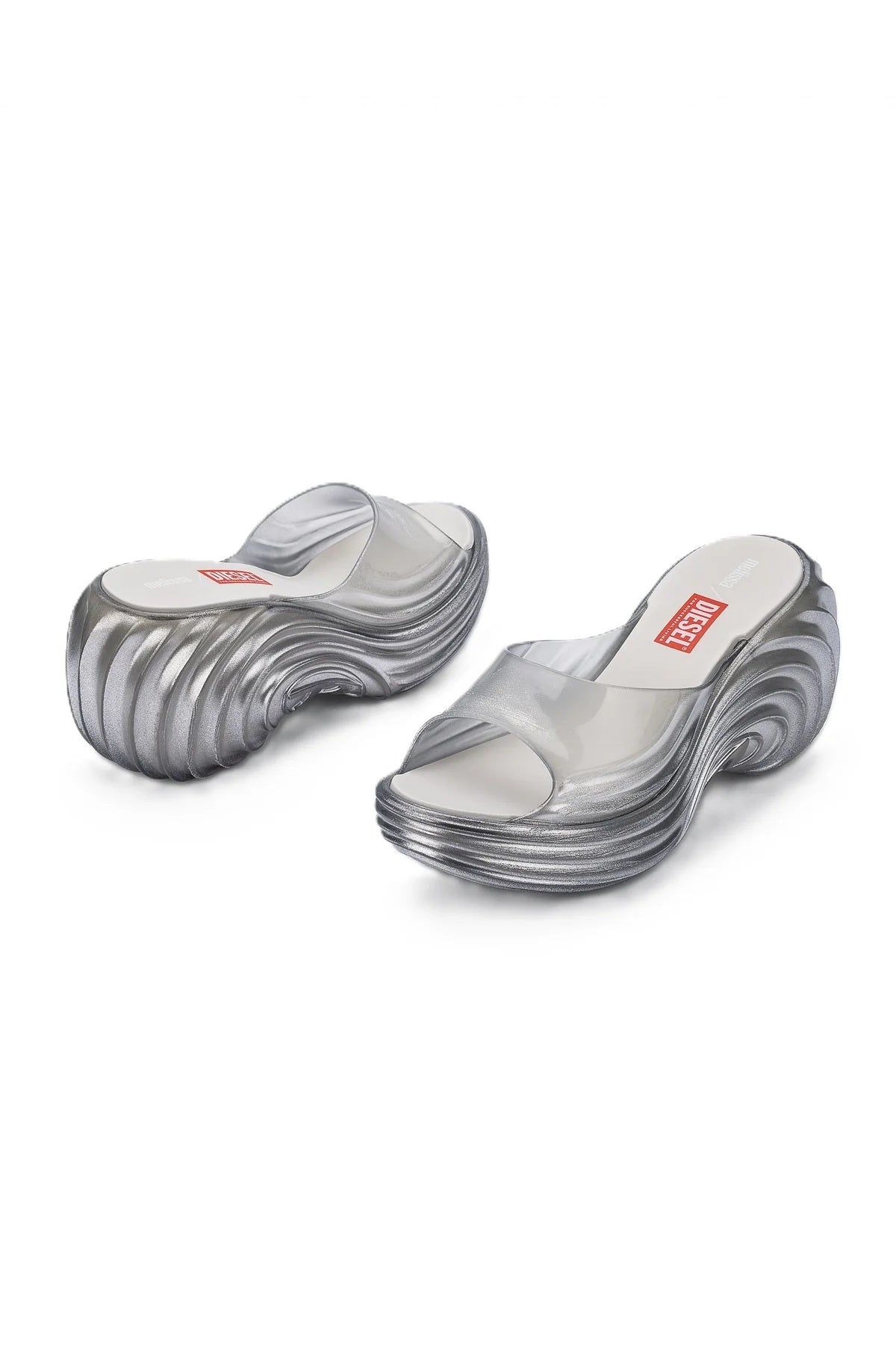 MELISSA QUANTUM PLATFORM + DIESEL AD รองเท้าส้นสูง