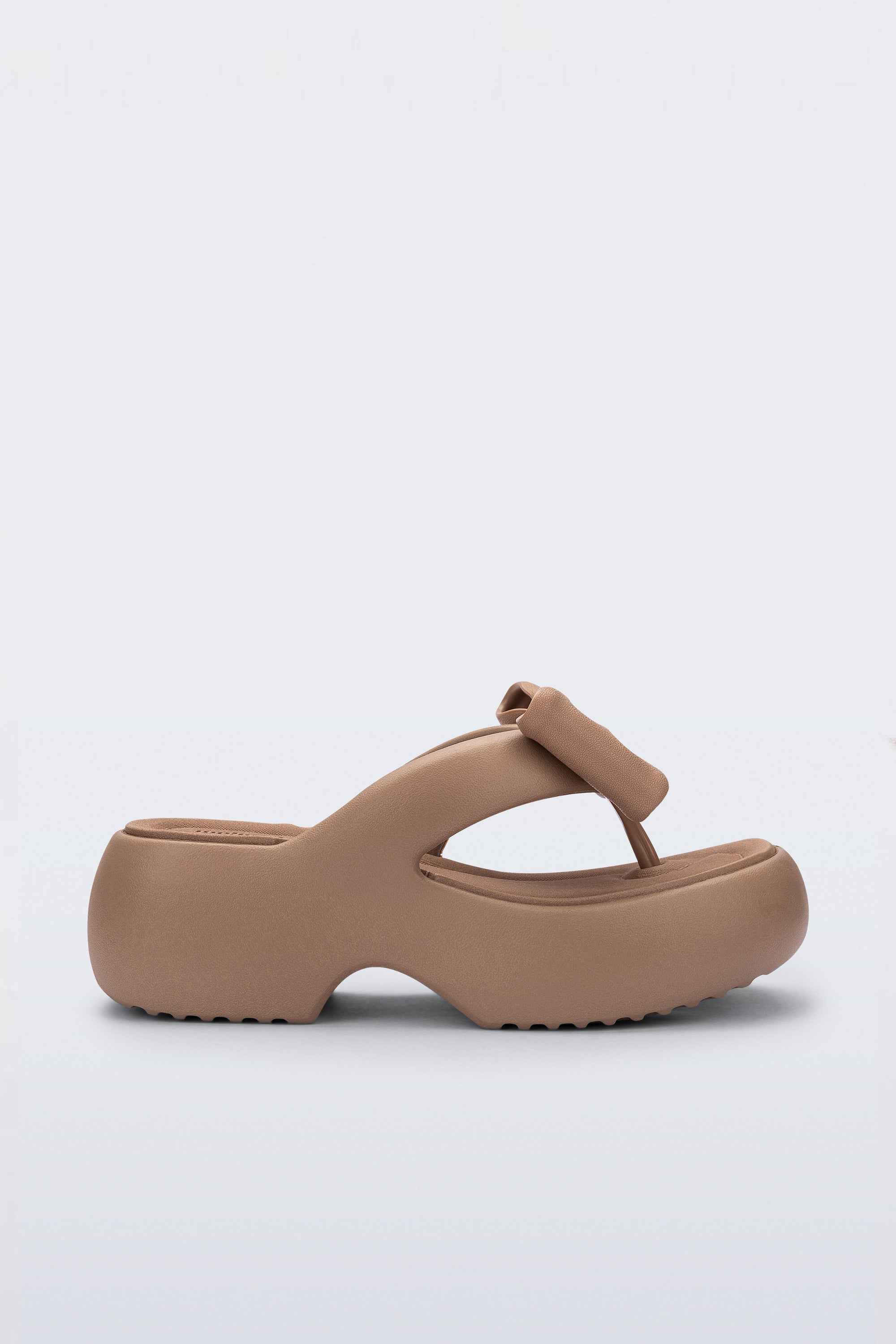 MELISSA FREE FUZZY PLATFORM BOW AD รองเท้าส้นสูง