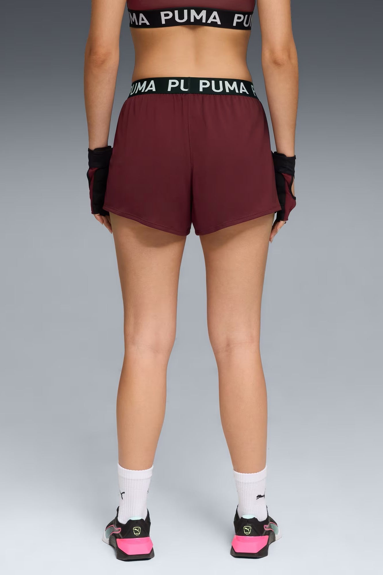 W PUMA STRONG KNIT SHORT 3"