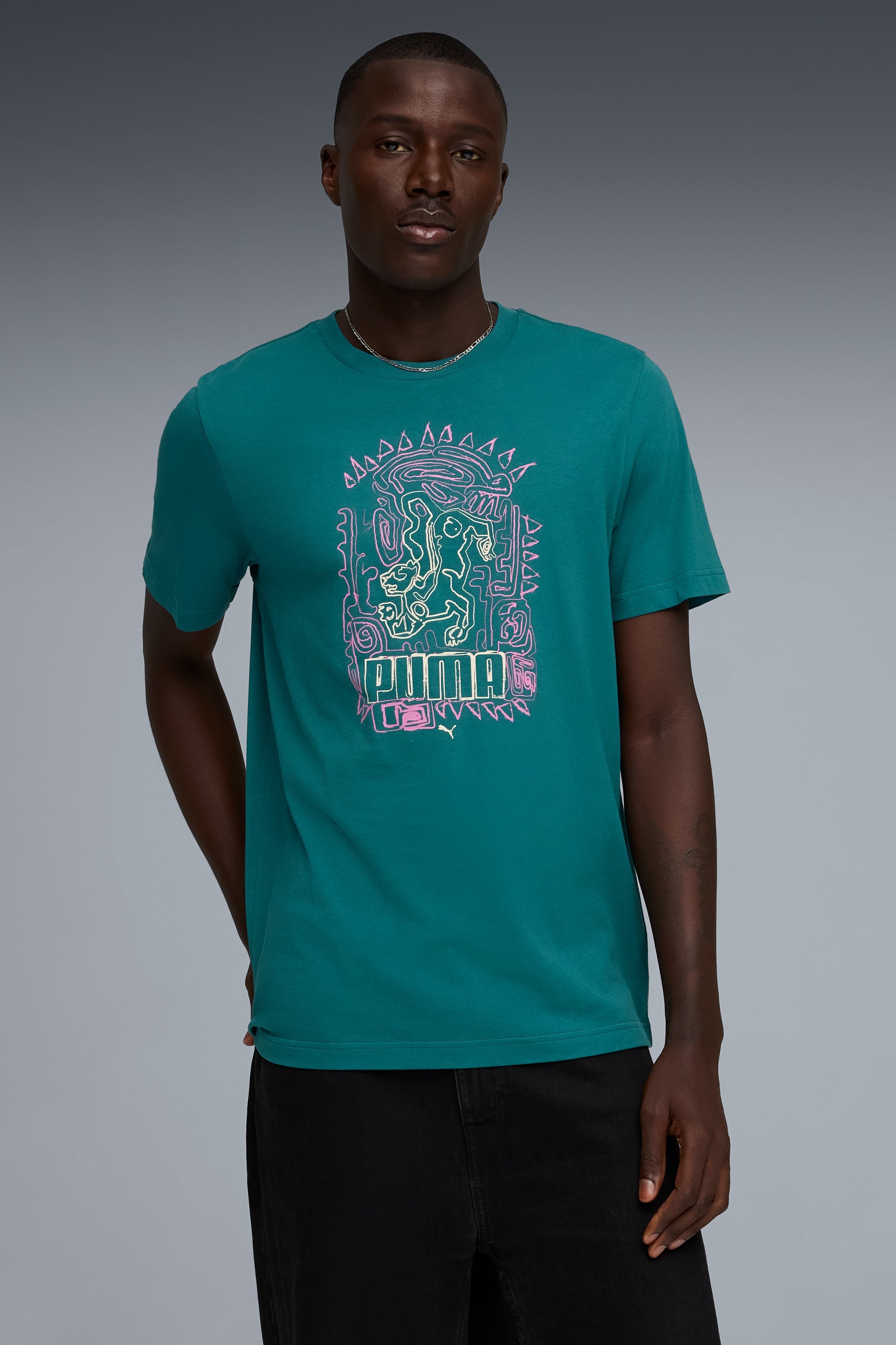 GRAPHIC Tee