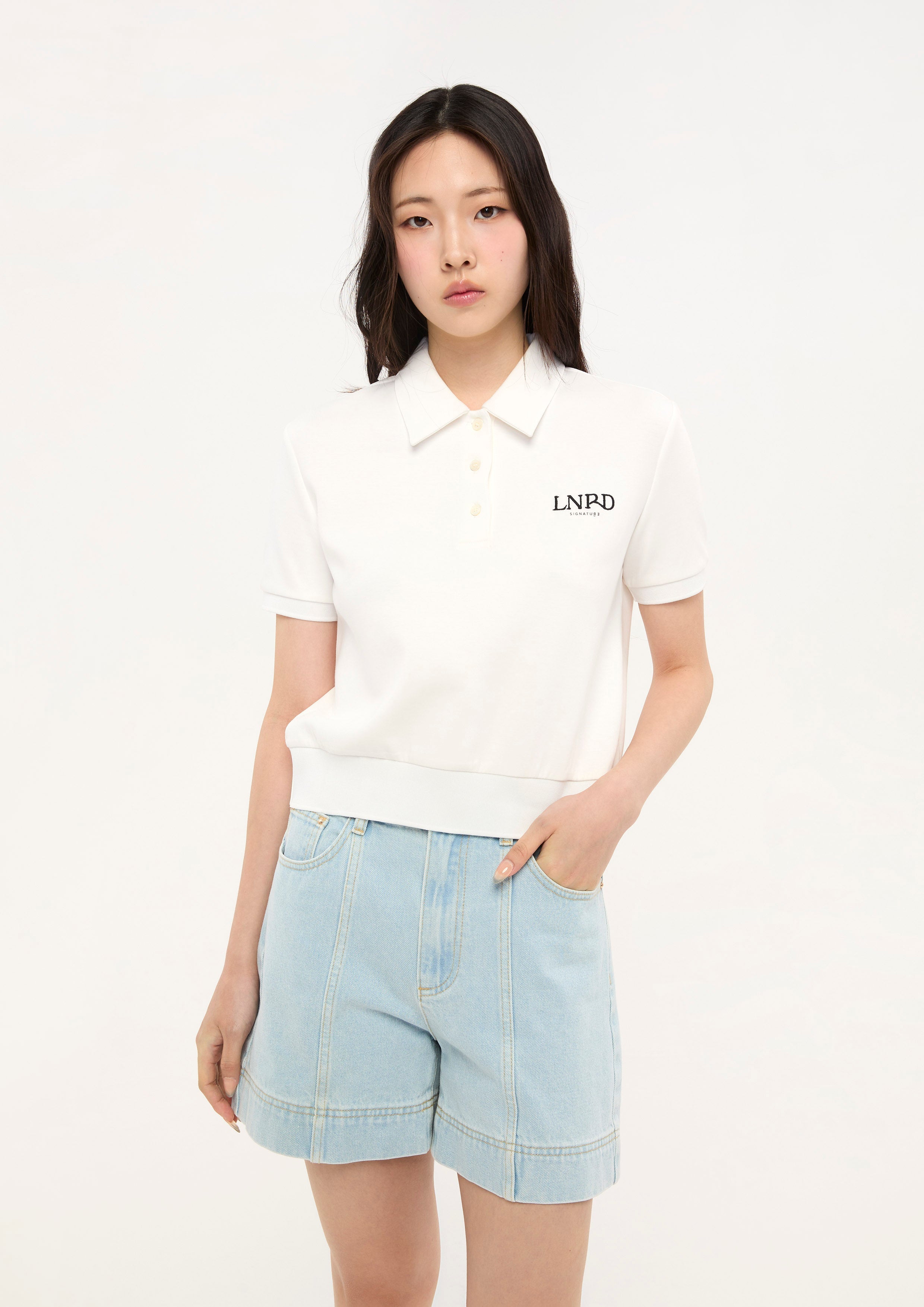 เสื้อโปโลแขนสั้นปักโลโก้ คอลเลกชัน LNRD Signature
