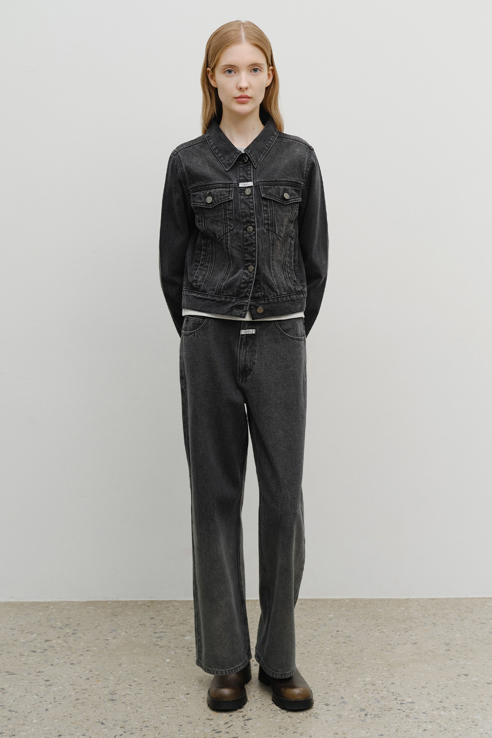 W Denim Trucker Jacket Black
