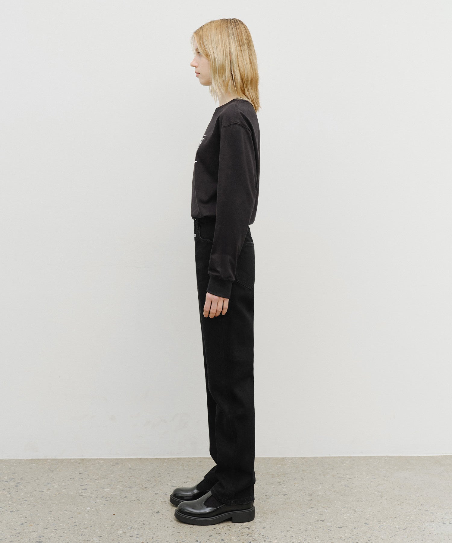 W Slim Straight Denim Pants Matt Black