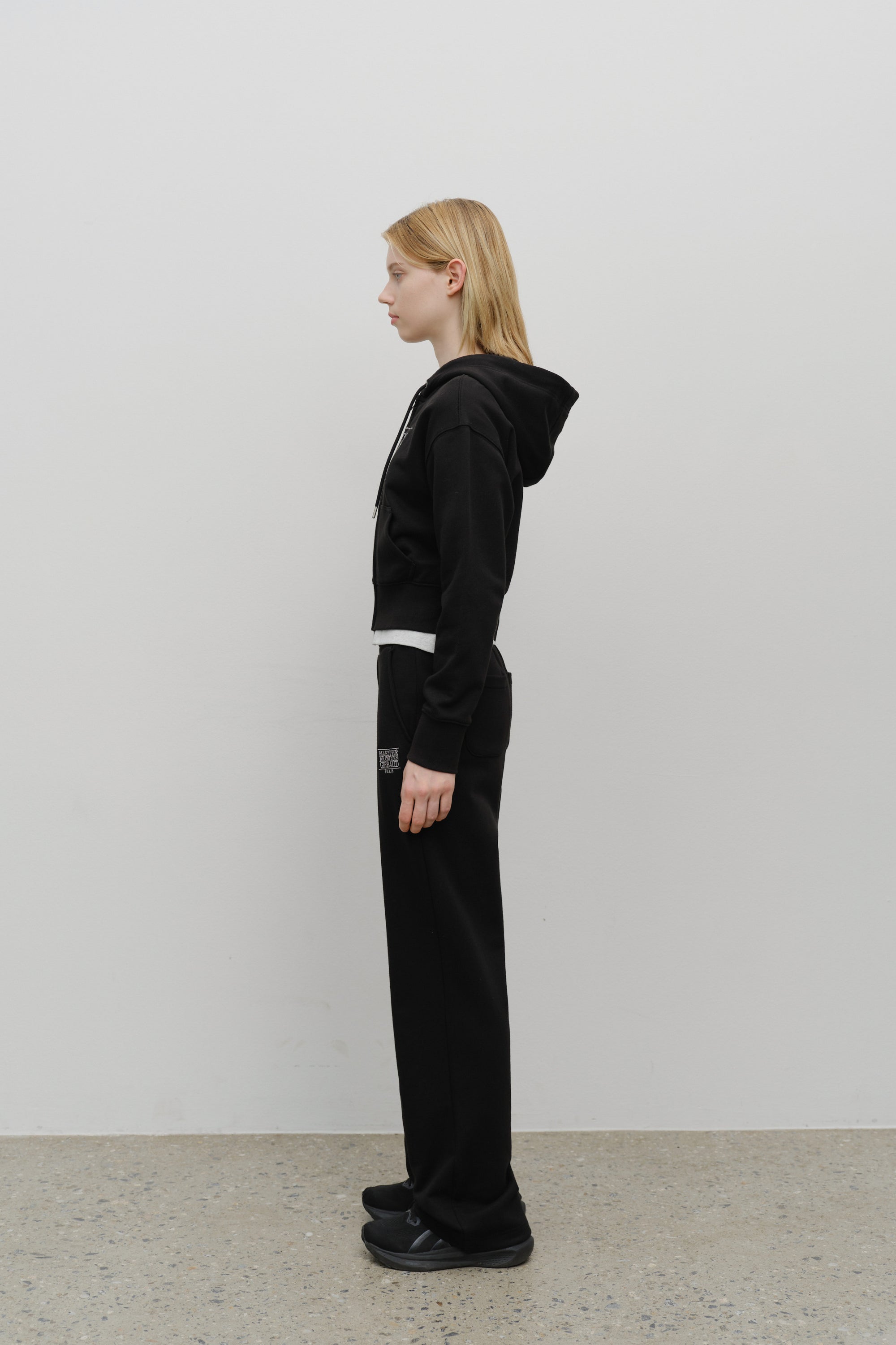 W Embro Cl Crop Hoodie Zipup Black