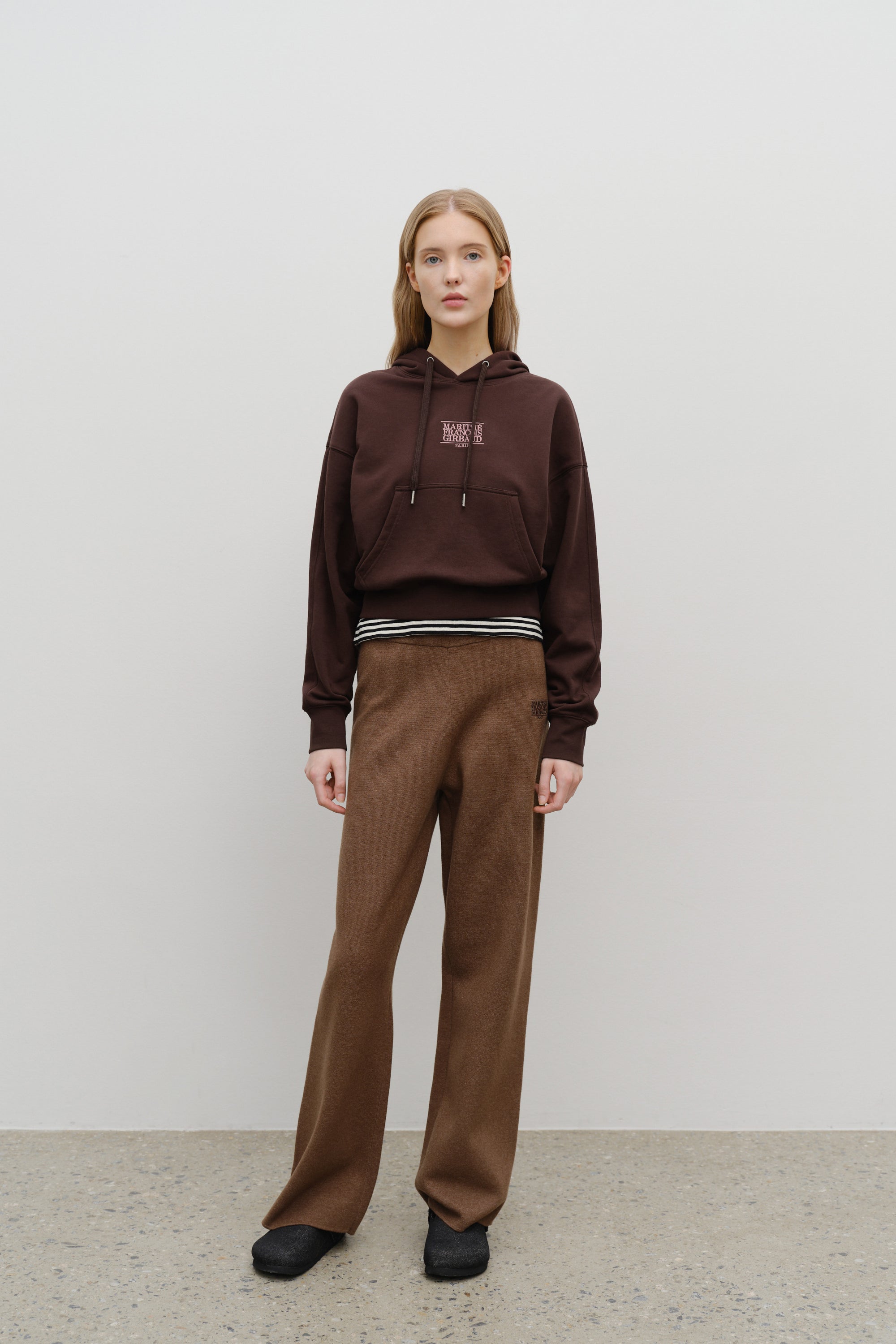 W Small Classic Logo Crop Hoodie Brown