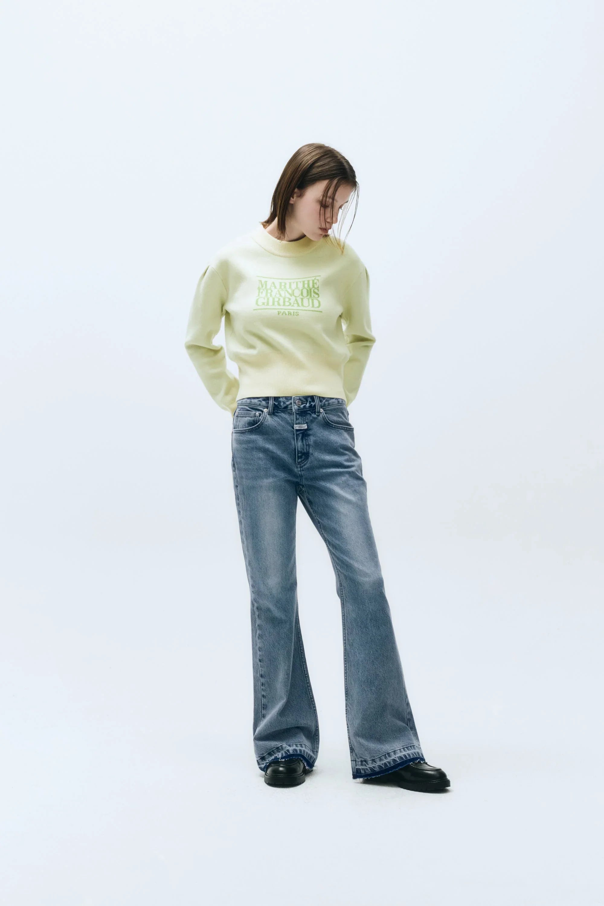 W Classic Logo Crop Knit Ivory