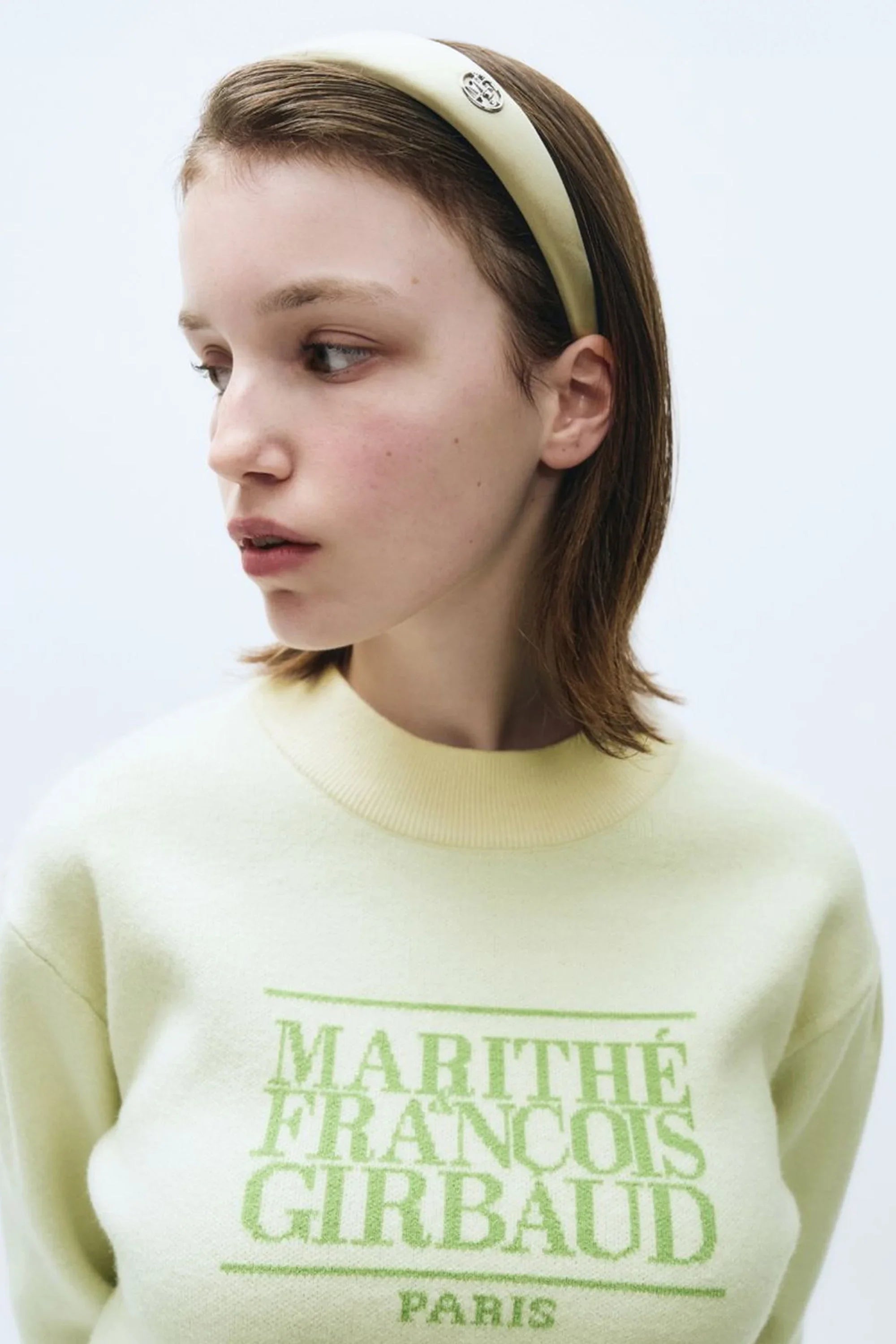 W Classic Logo Crop Knit Ivory
