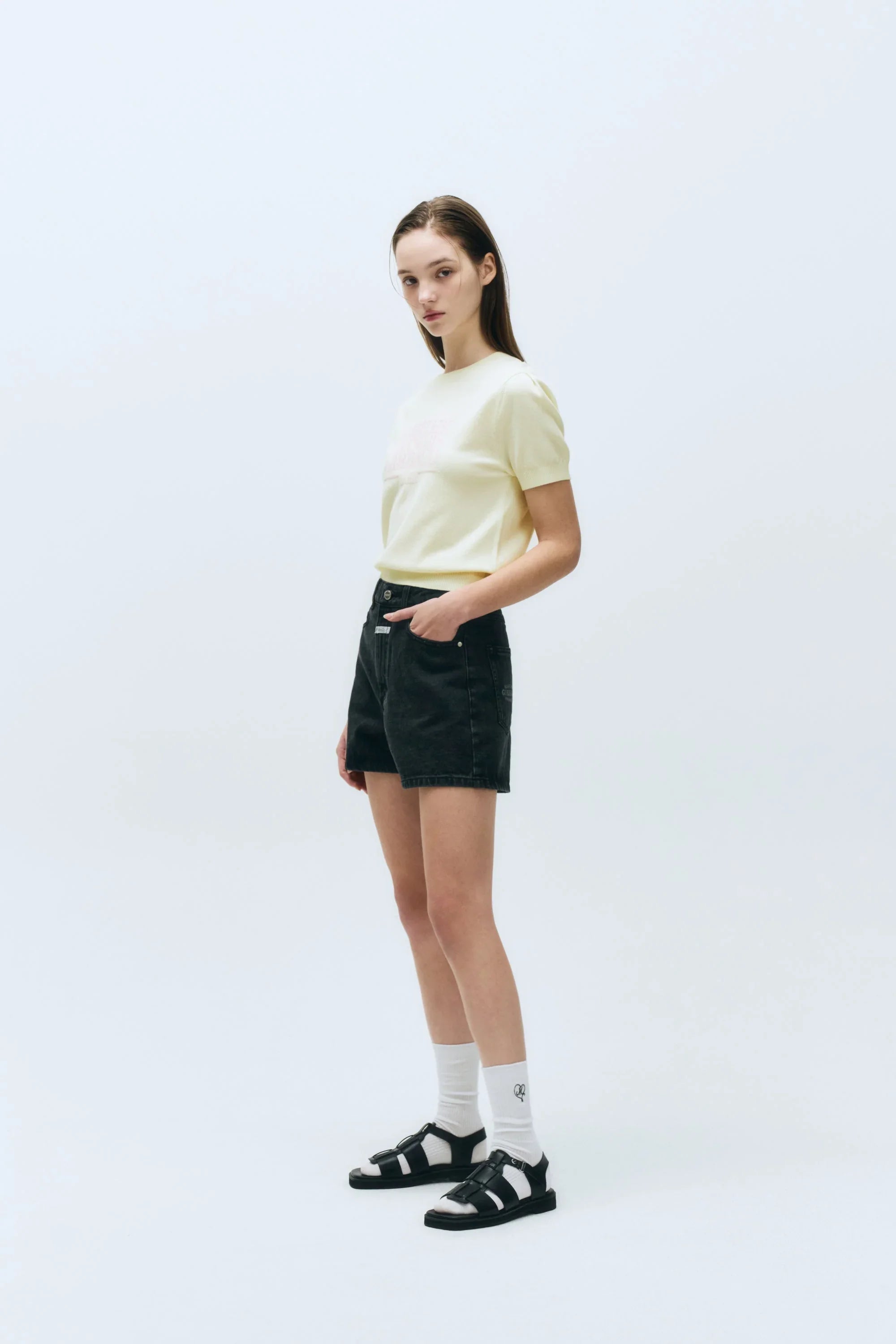 W Classic Logo Half Knit Ivory