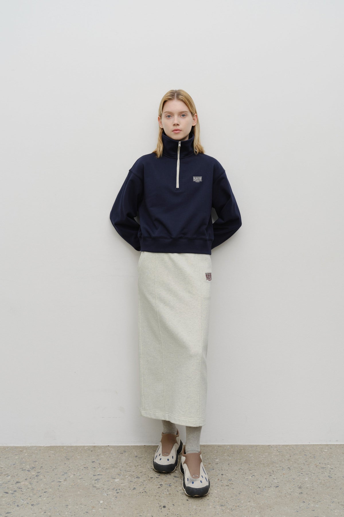 W Embroidery Classic Logo Sweat Skirt Oatmeal