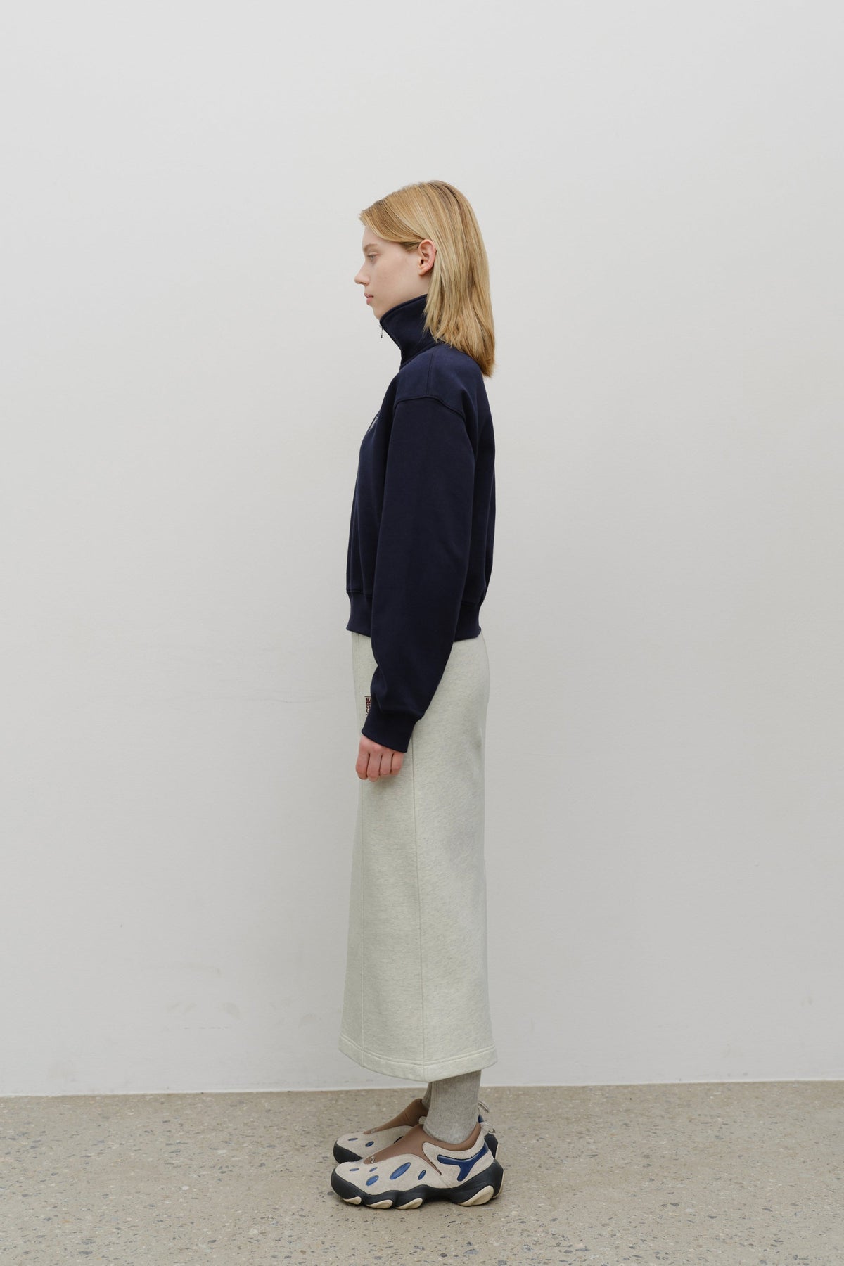 W Embroidery Classic Logo Sweat Skirt Oatmeal