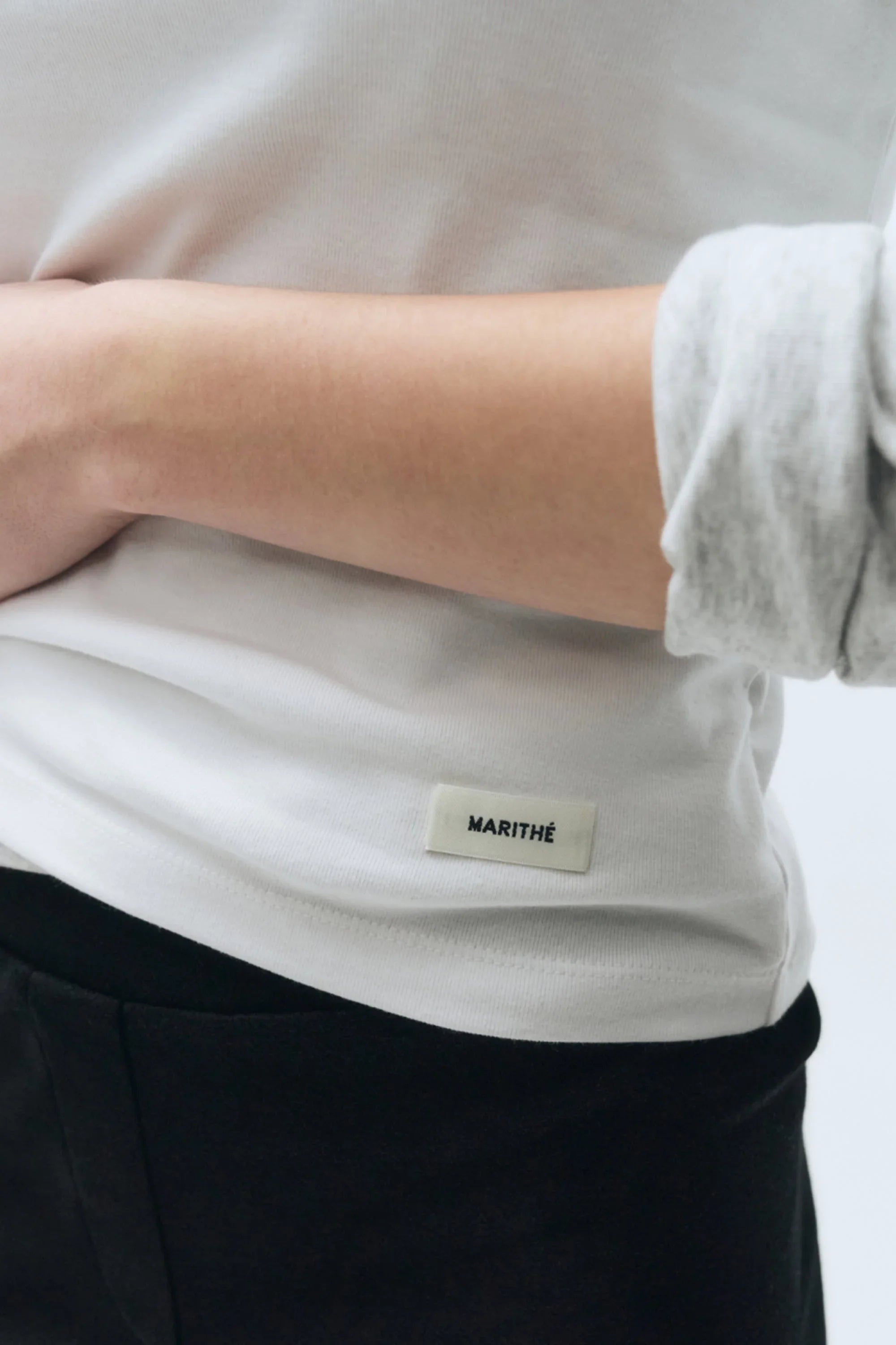 W Basic Sleeveless White