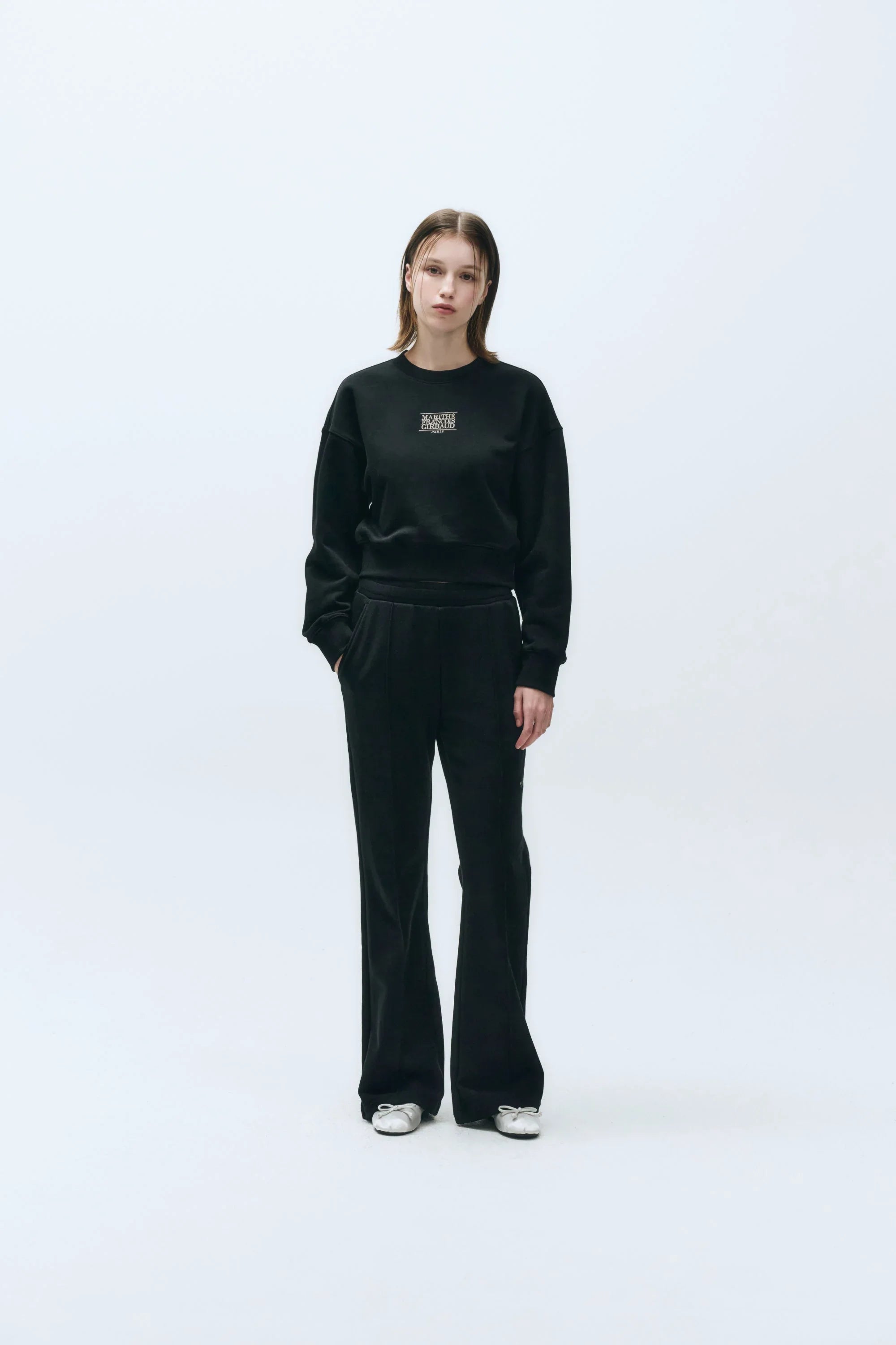 W Small Logo Crop Sweatshirt Black