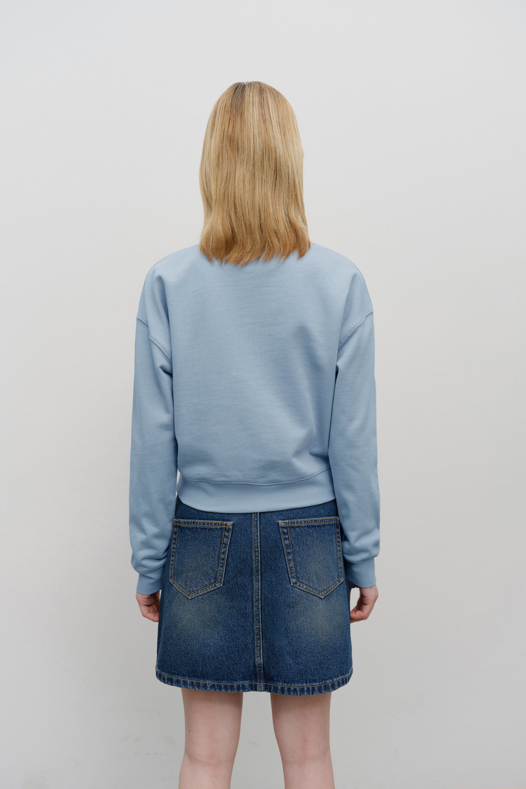 W Classic Logo Crop Sweatshirt Sky Blue