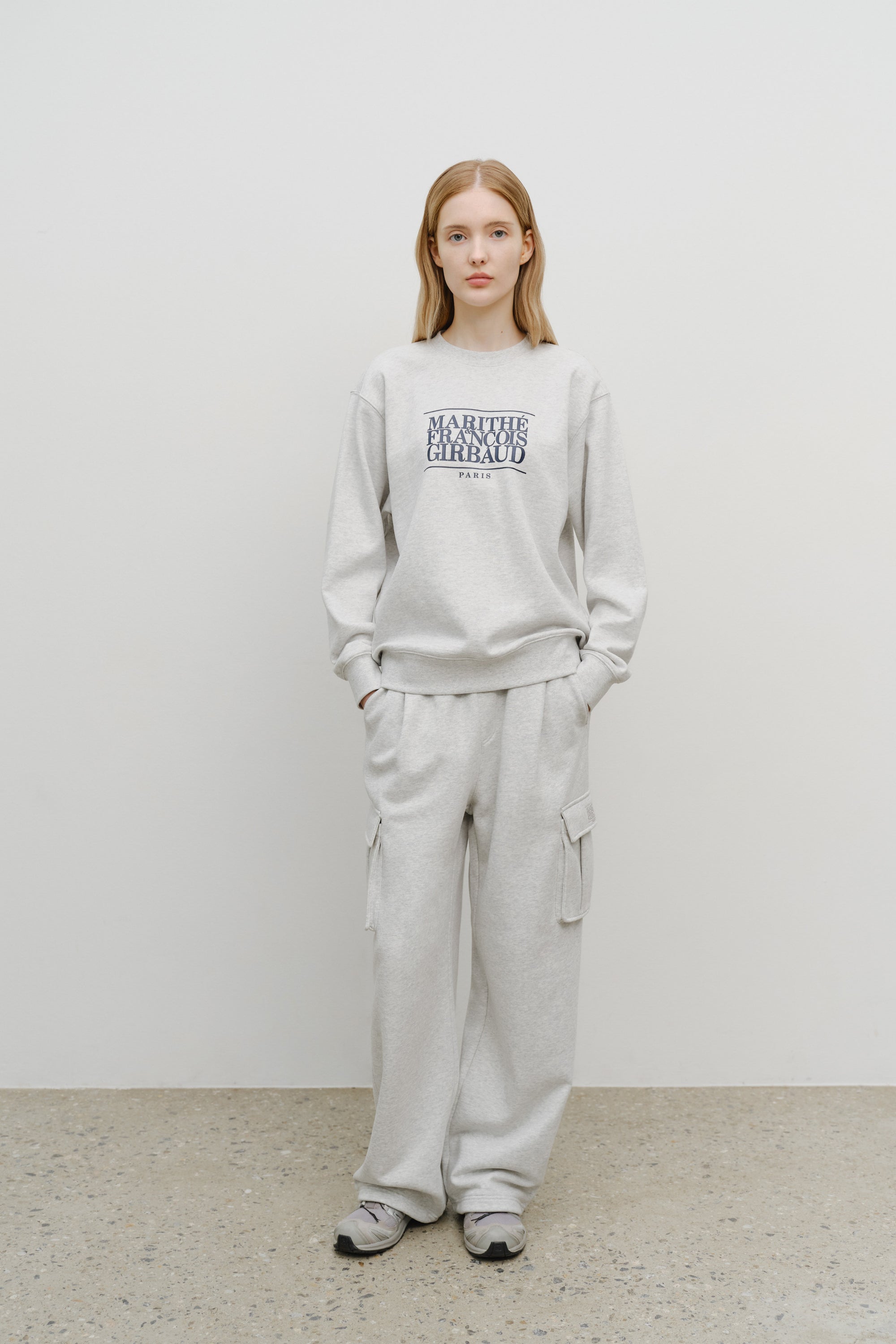 Classic Logo Sweatshirt Light Heather Gray