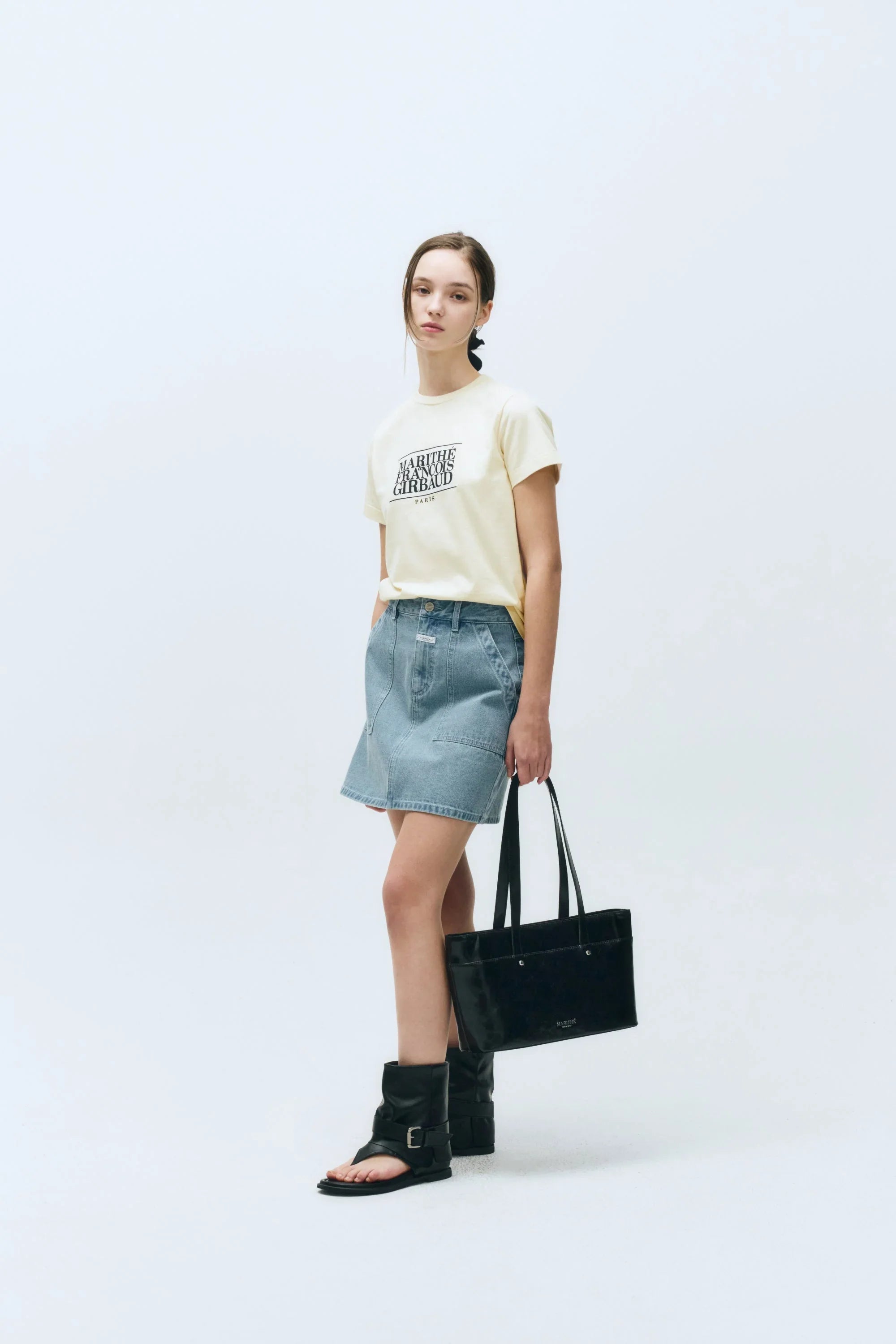 W Classic Logo Tee Cream