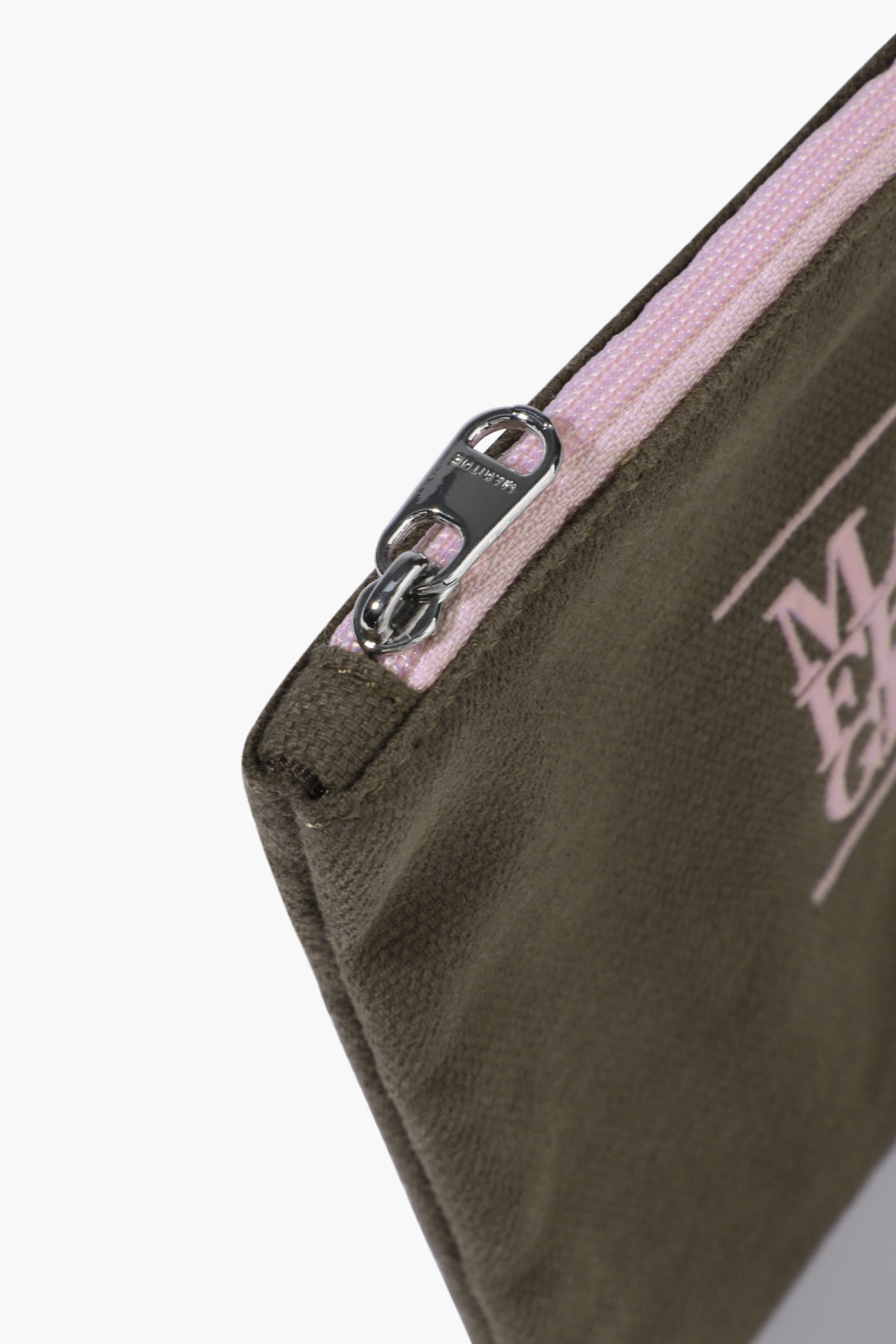 Classic Logo Color Cotton Pouch Brown