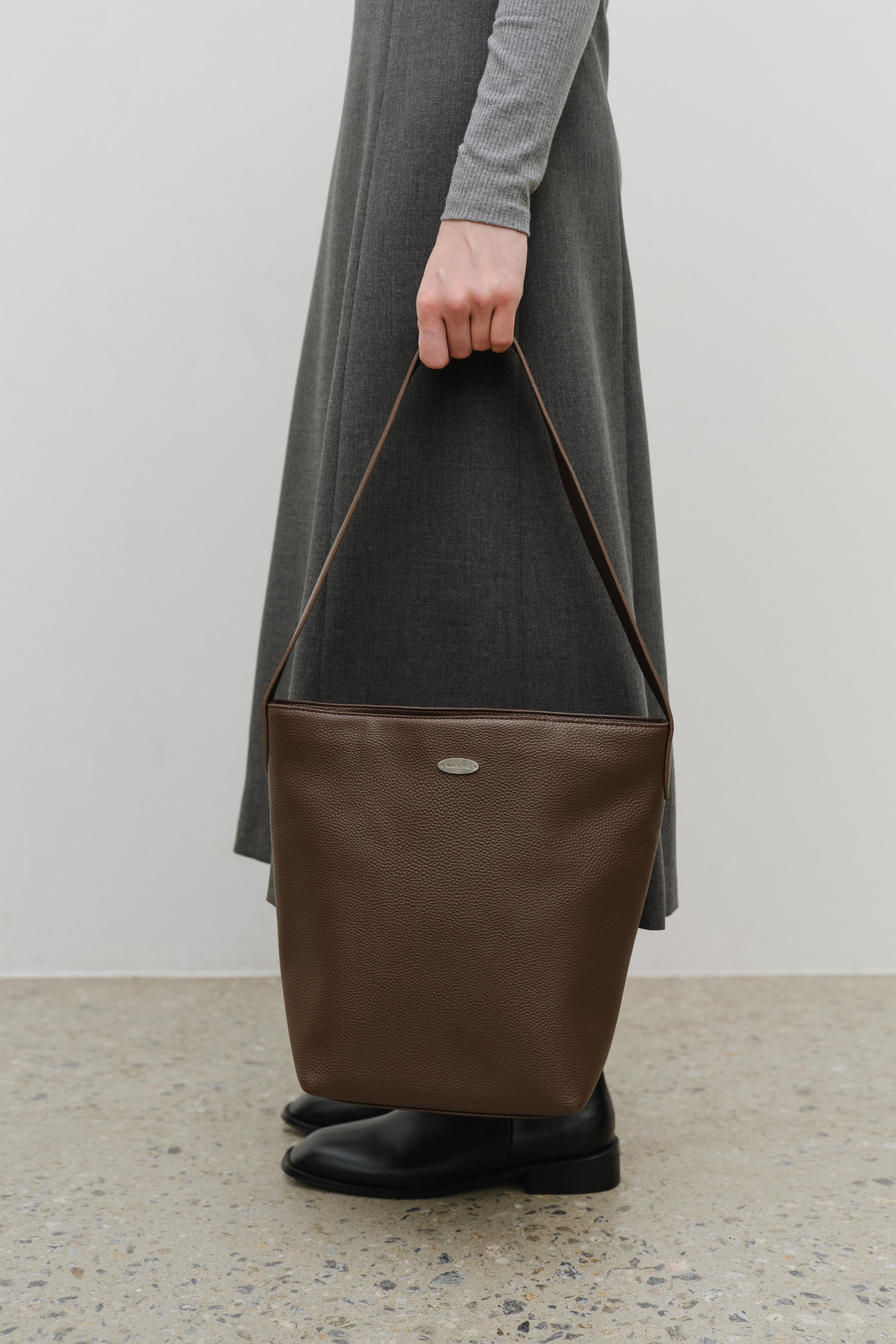 Classic Logo Bucket Bag Brown