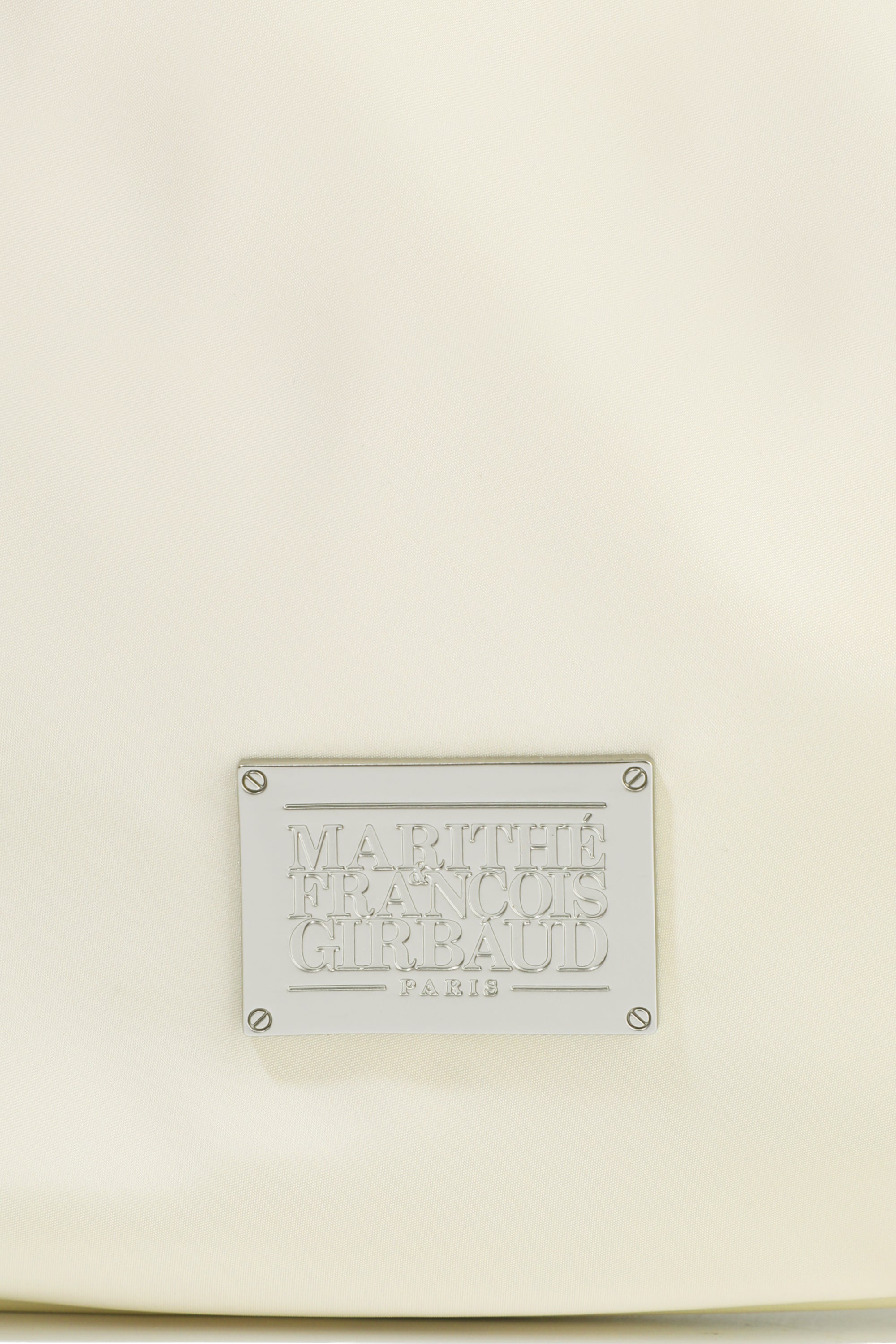 Classic Logo Roun Shoulder Bag Light Beige