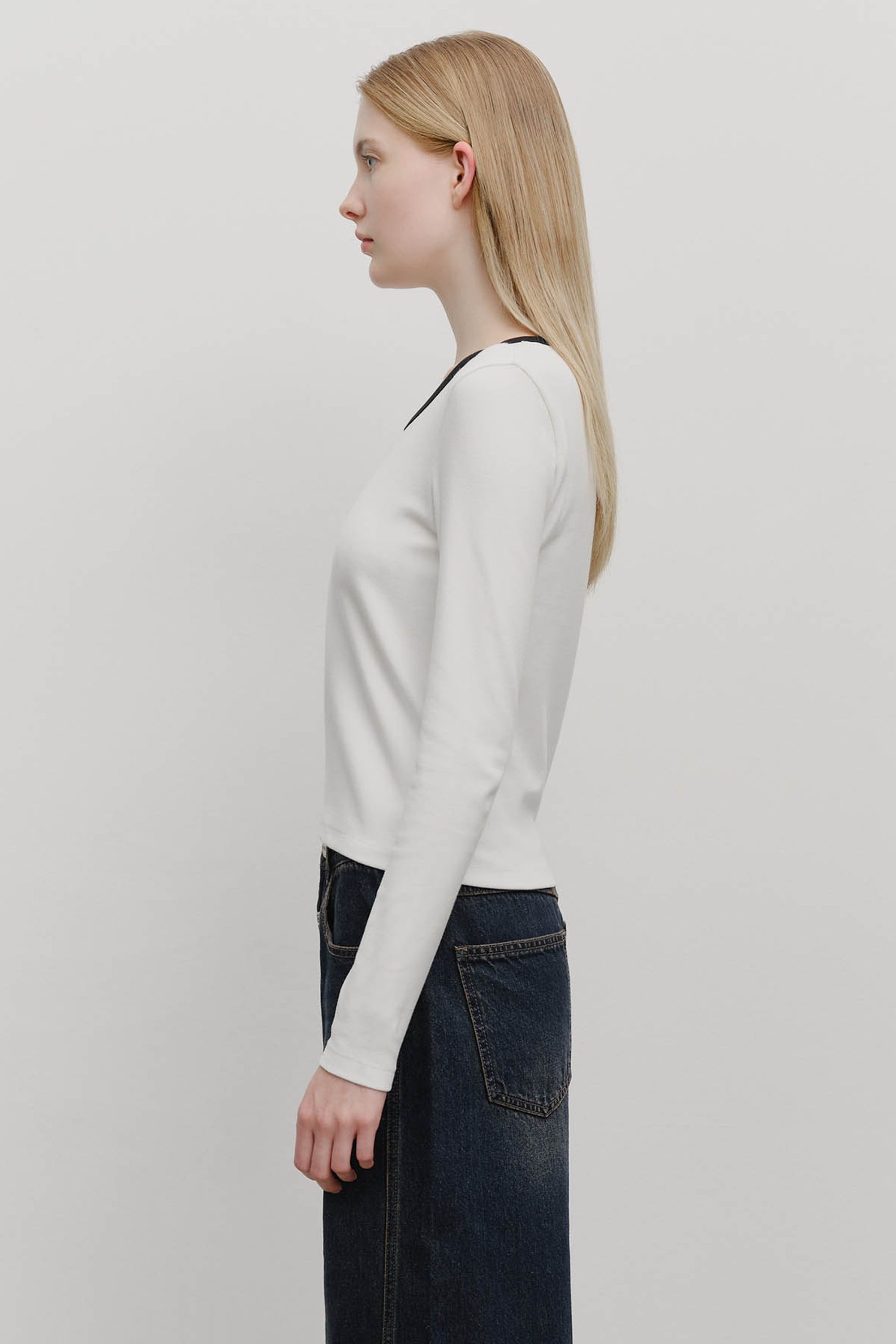 W Deep Neck Long Sleeve Ivory