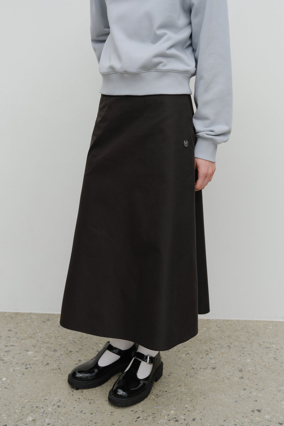 W Semi Flare Skirt Black