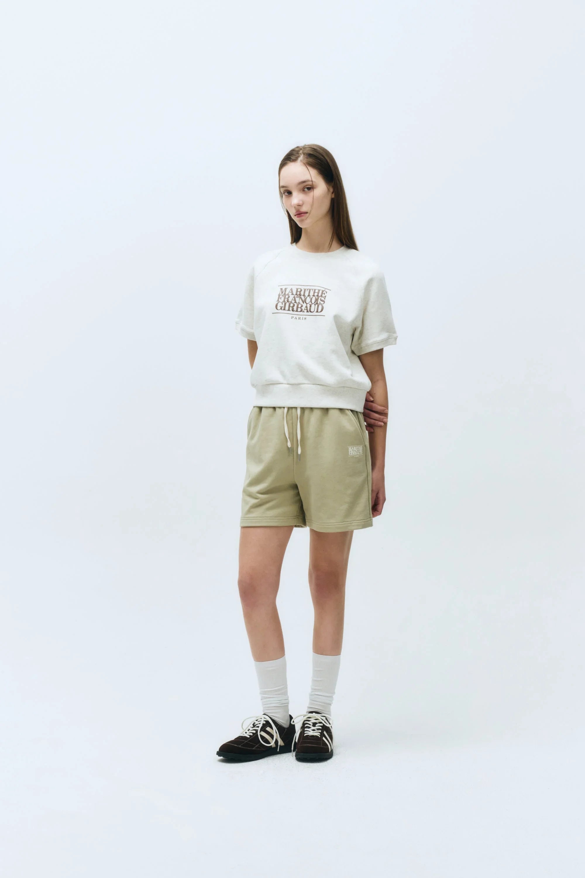 W Classic Logo Half Sweatshirt Oatmeal