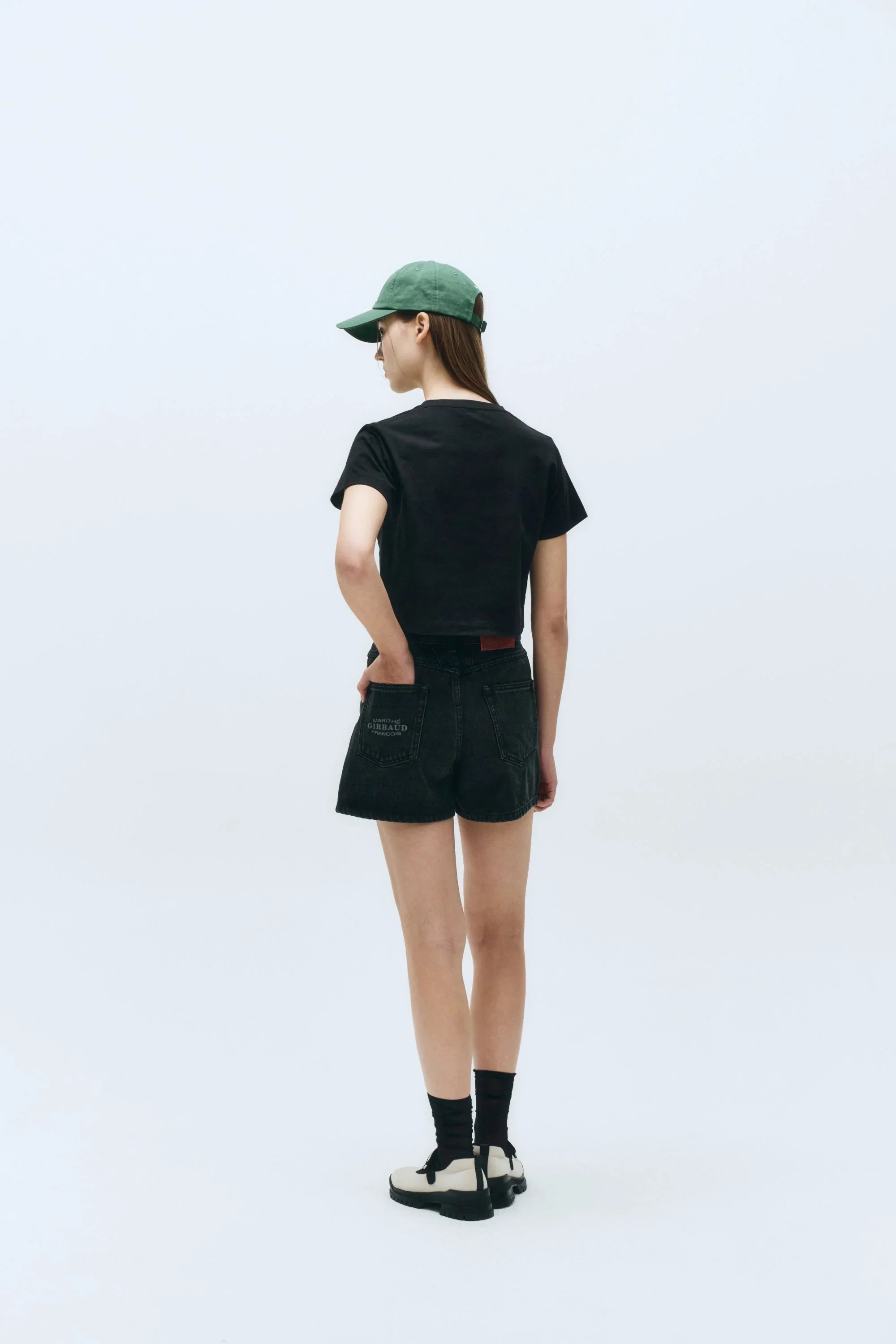 W Lettering Crop Tee Black