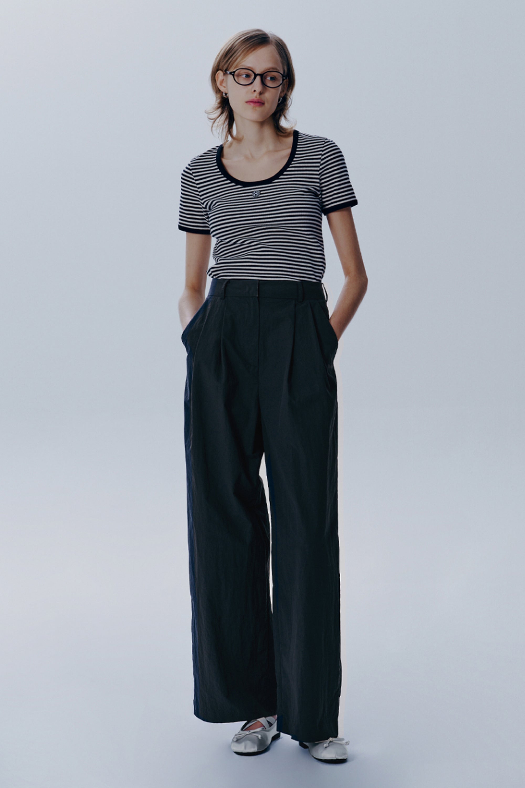 W Deep Neck Ringer Tee Black