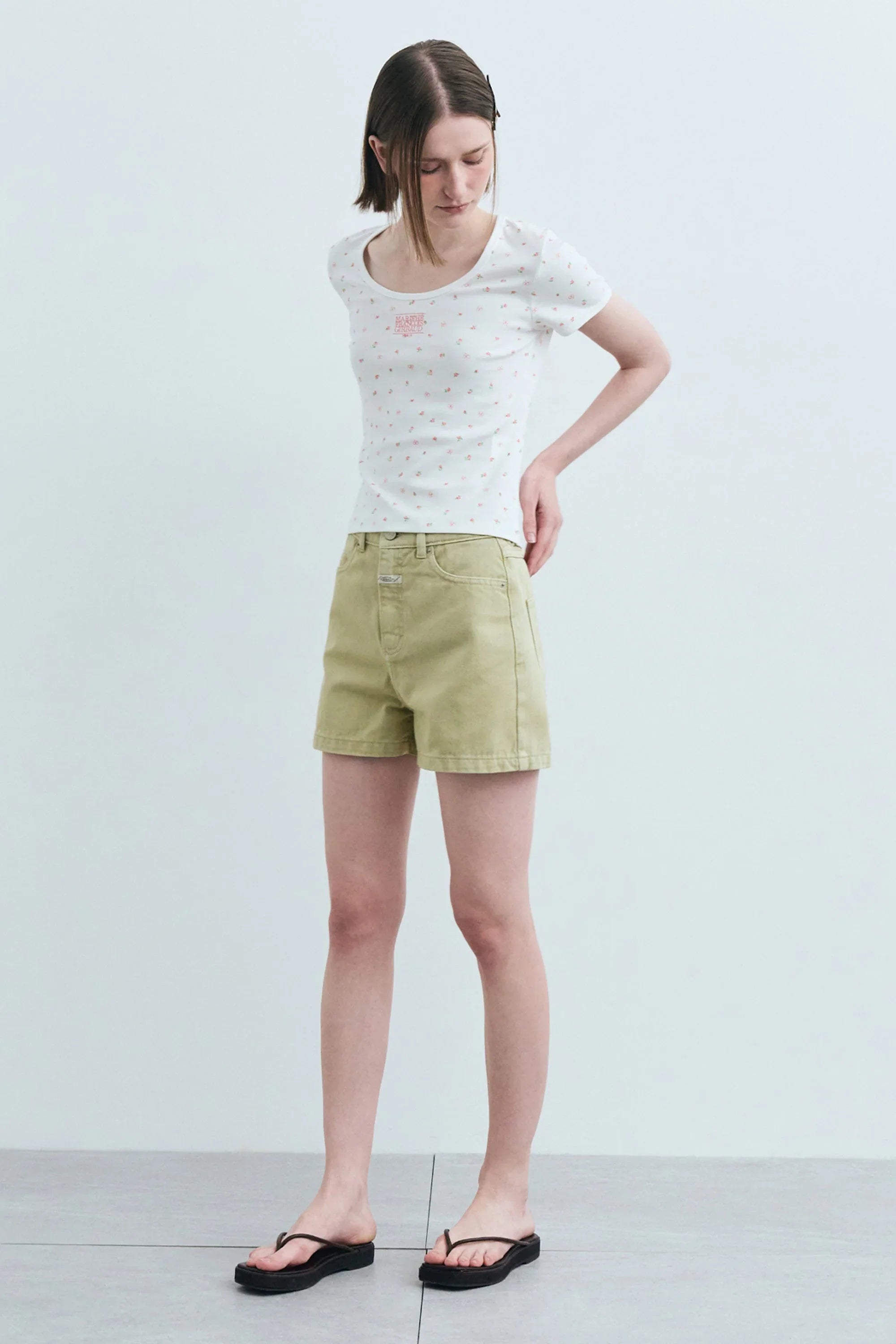W Flower Short Sleeve Tee White