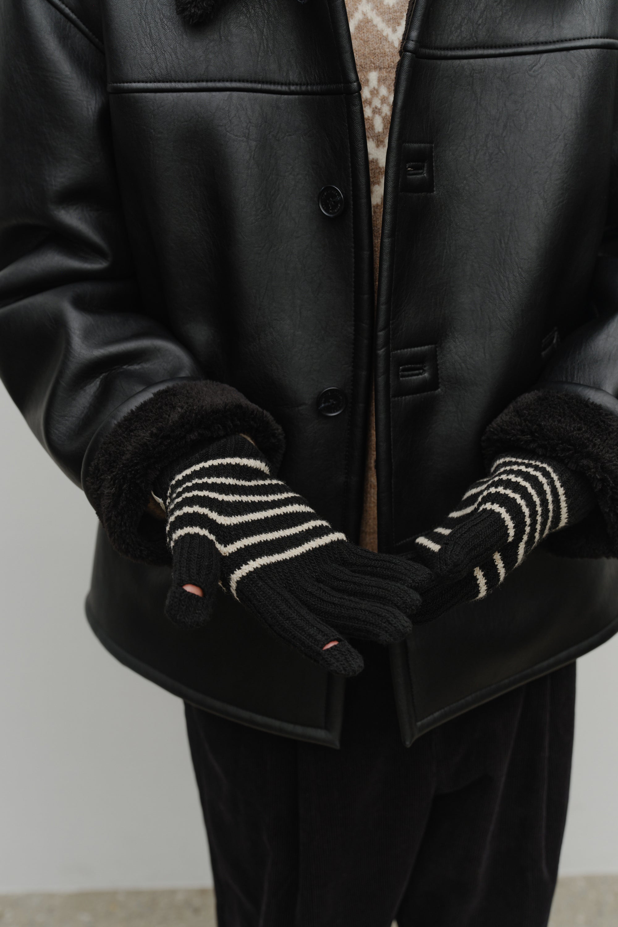 Classic Logo Glove Black