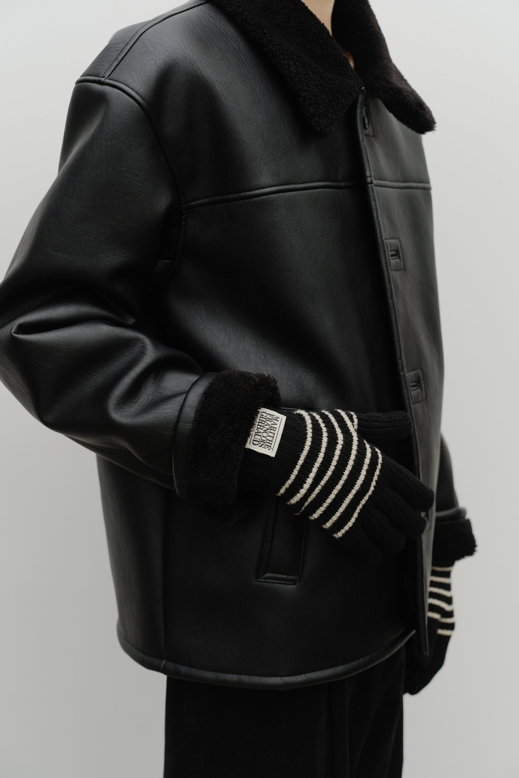 Classic Logo Glove Black