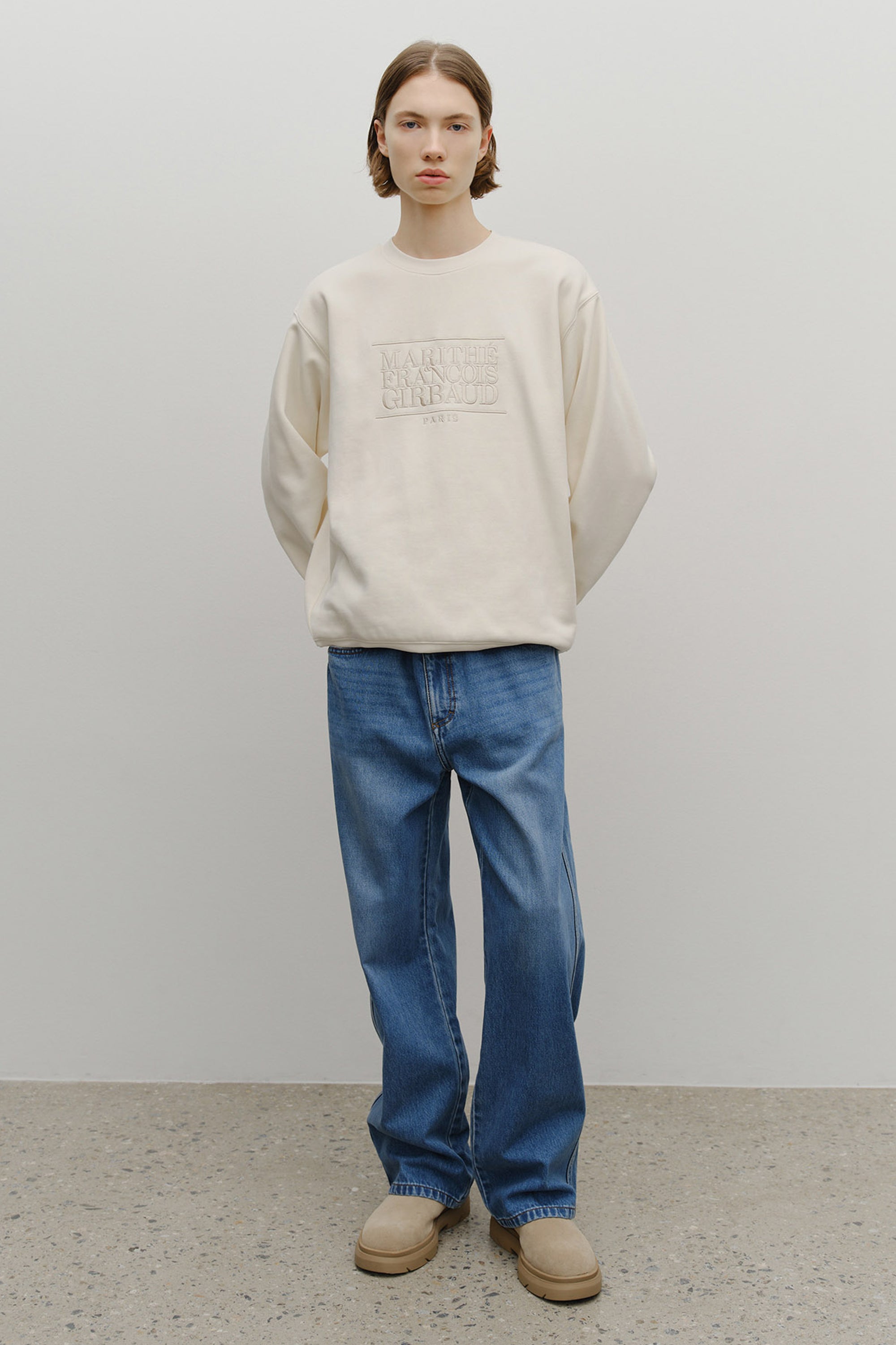 Classic Logo Embroidery Sweatshirt (Brushed) Cream