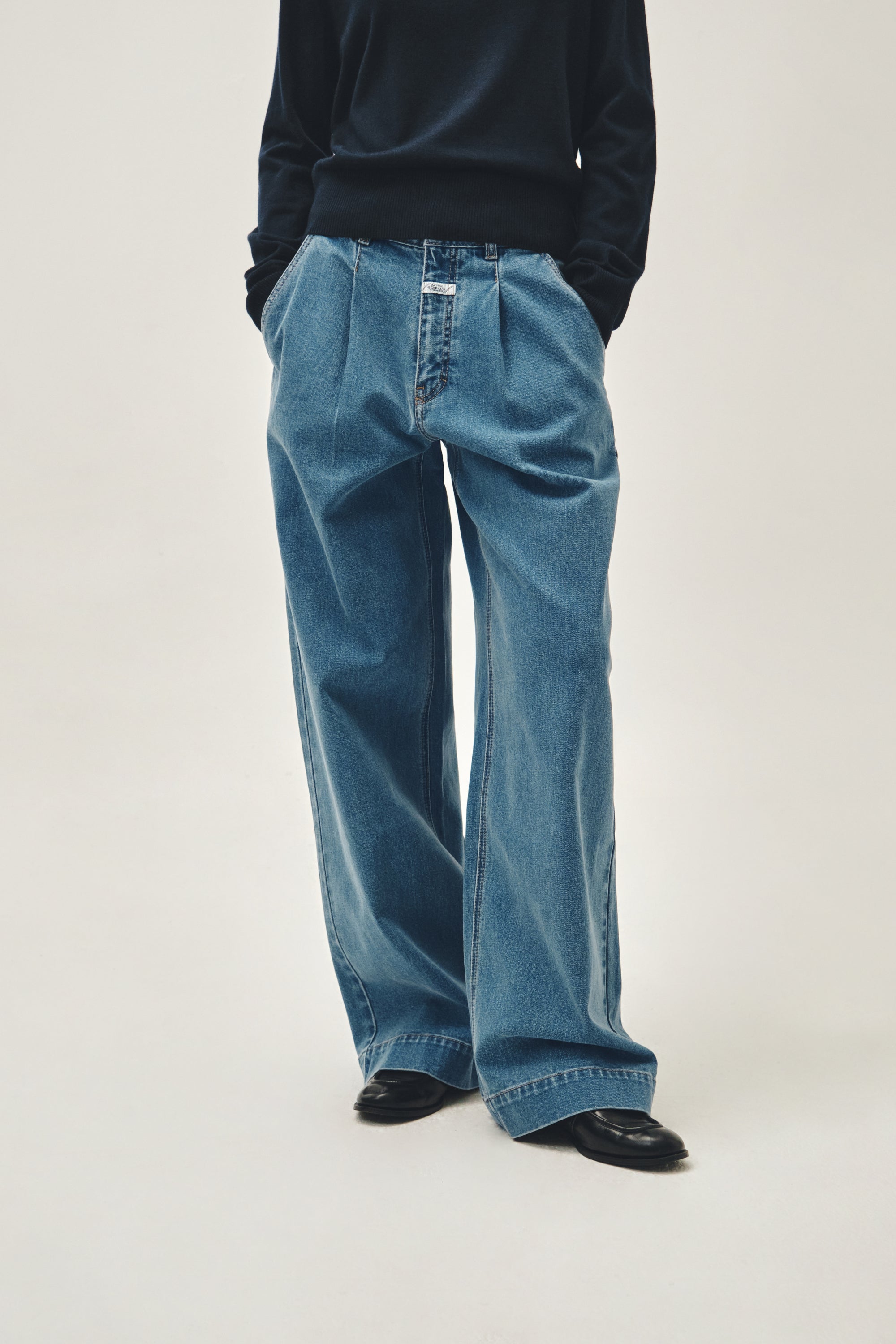 W Low-Waist Wide Denim Pants Blue
