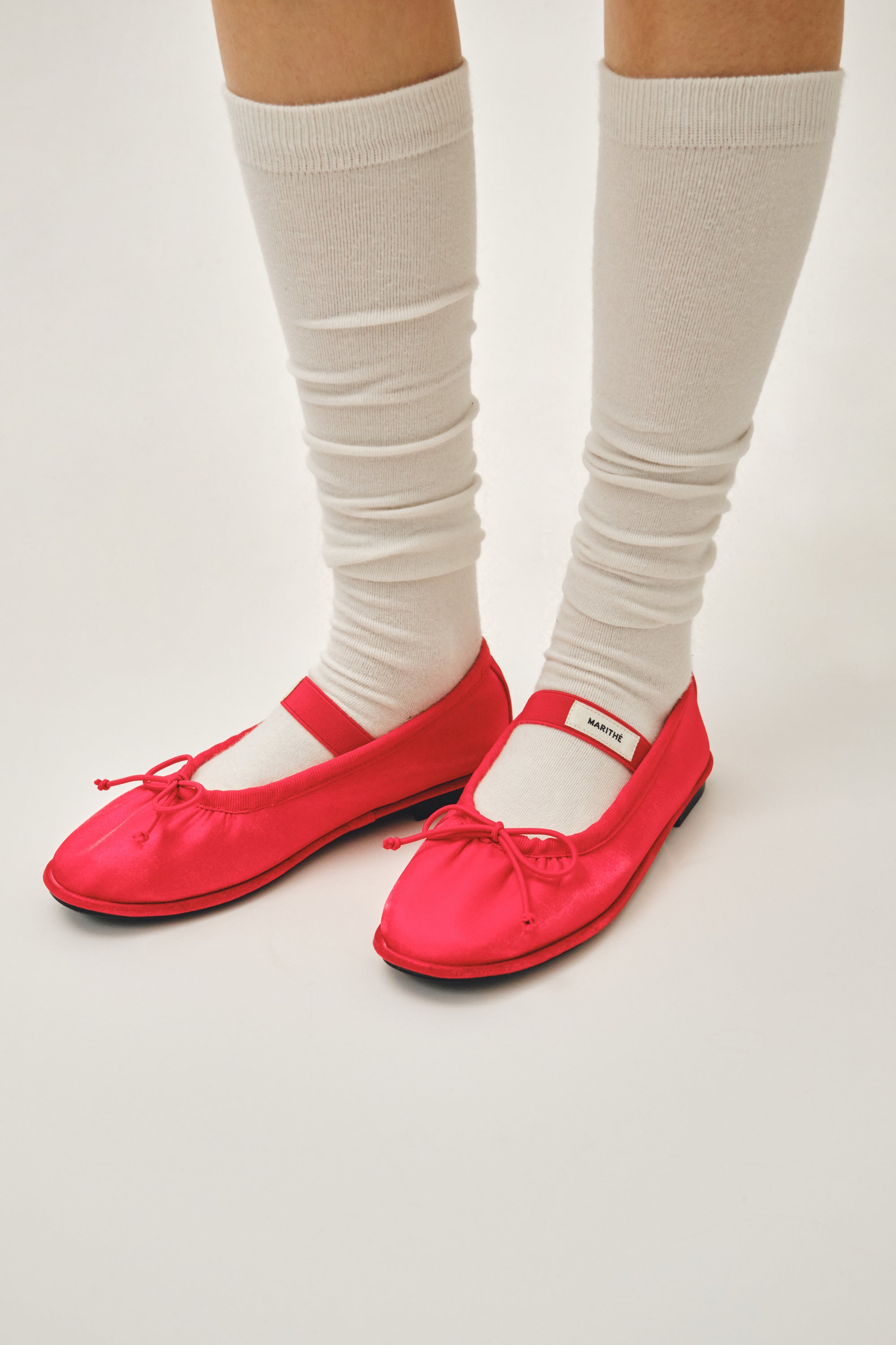 W Banding Ribbon Flat Shoes Red