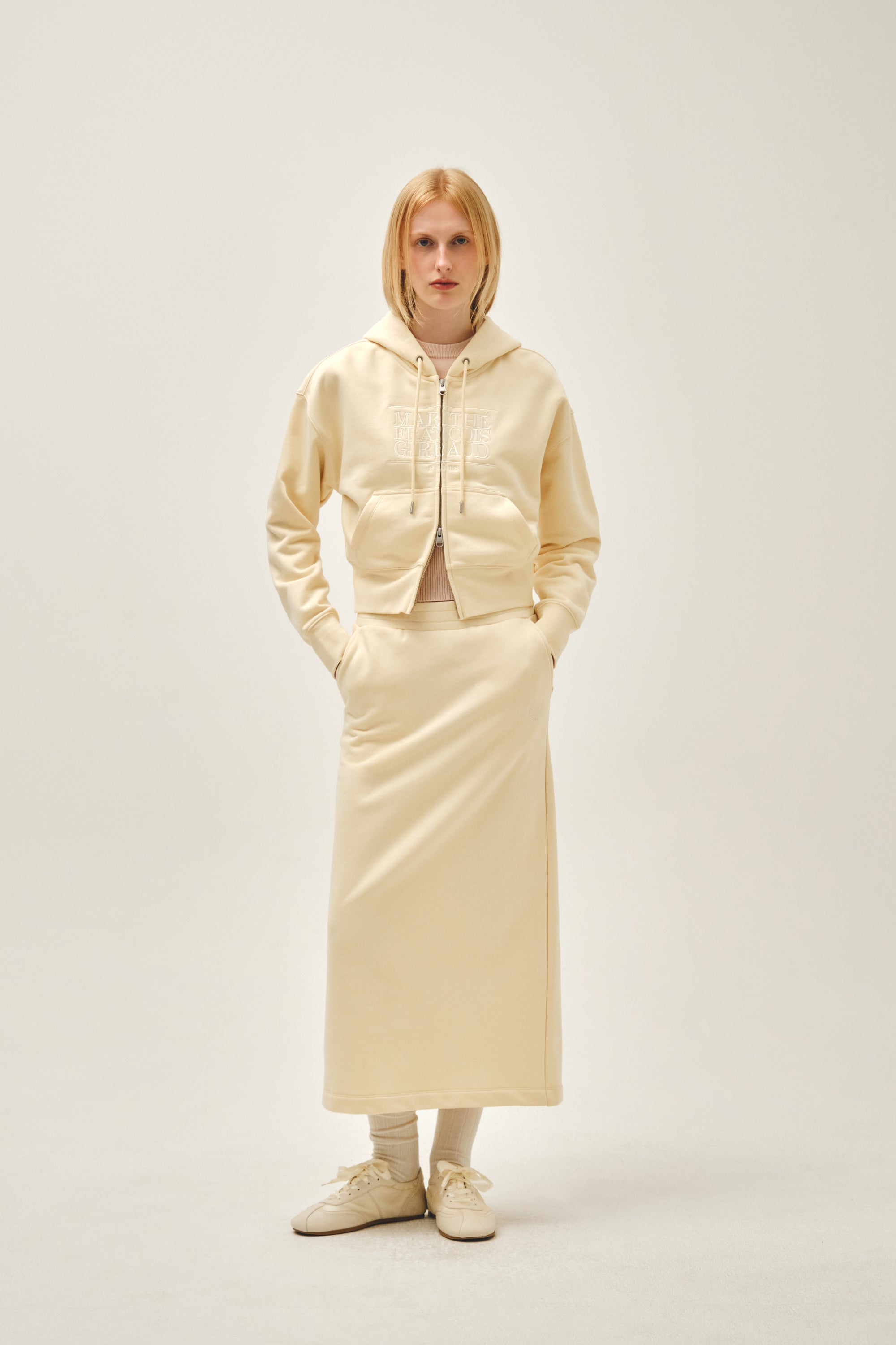 W Classic Logo Crop Hoodie Zipup Butter