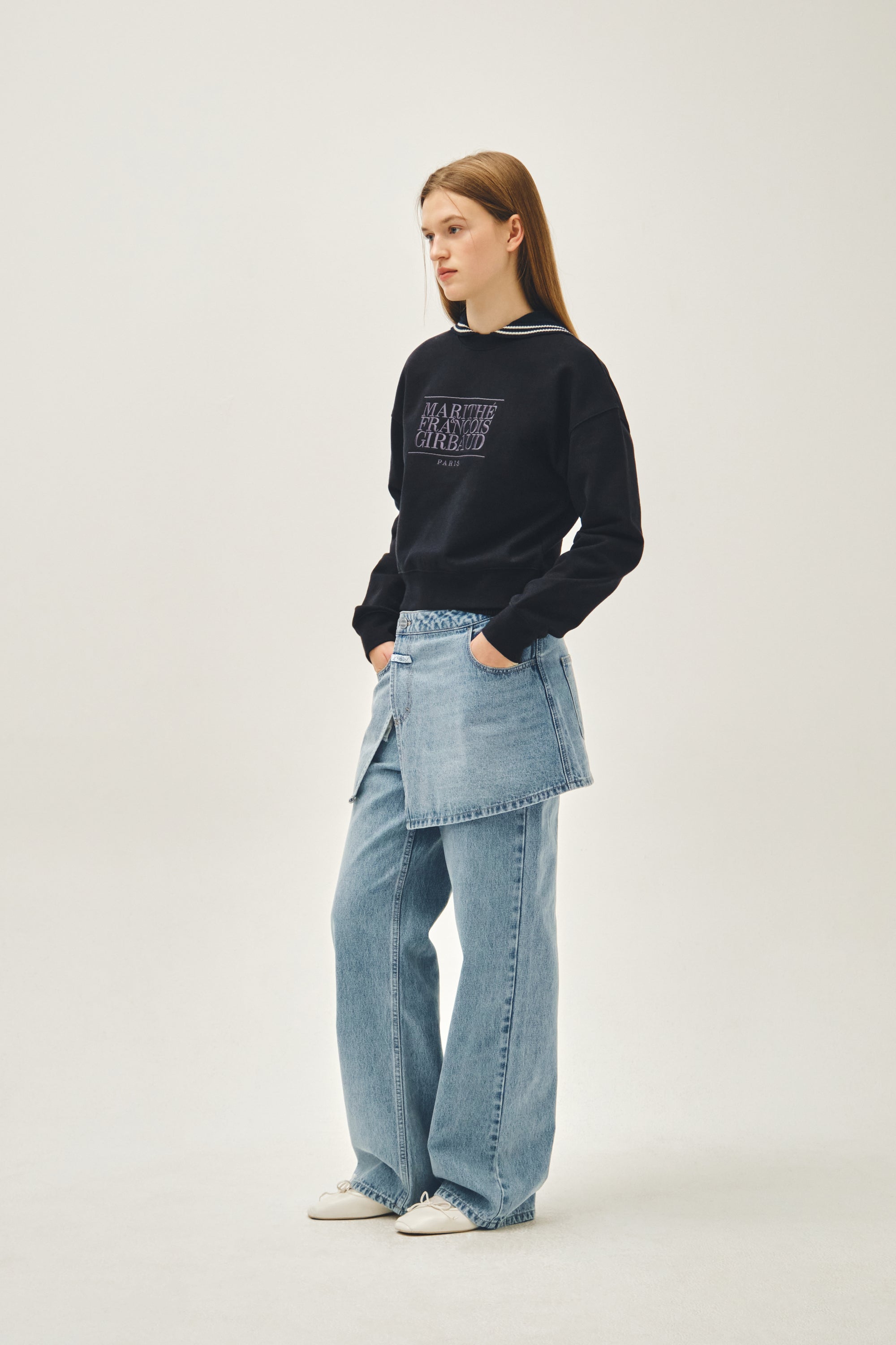 W Classic Logo Crop Sweatshirt Navy